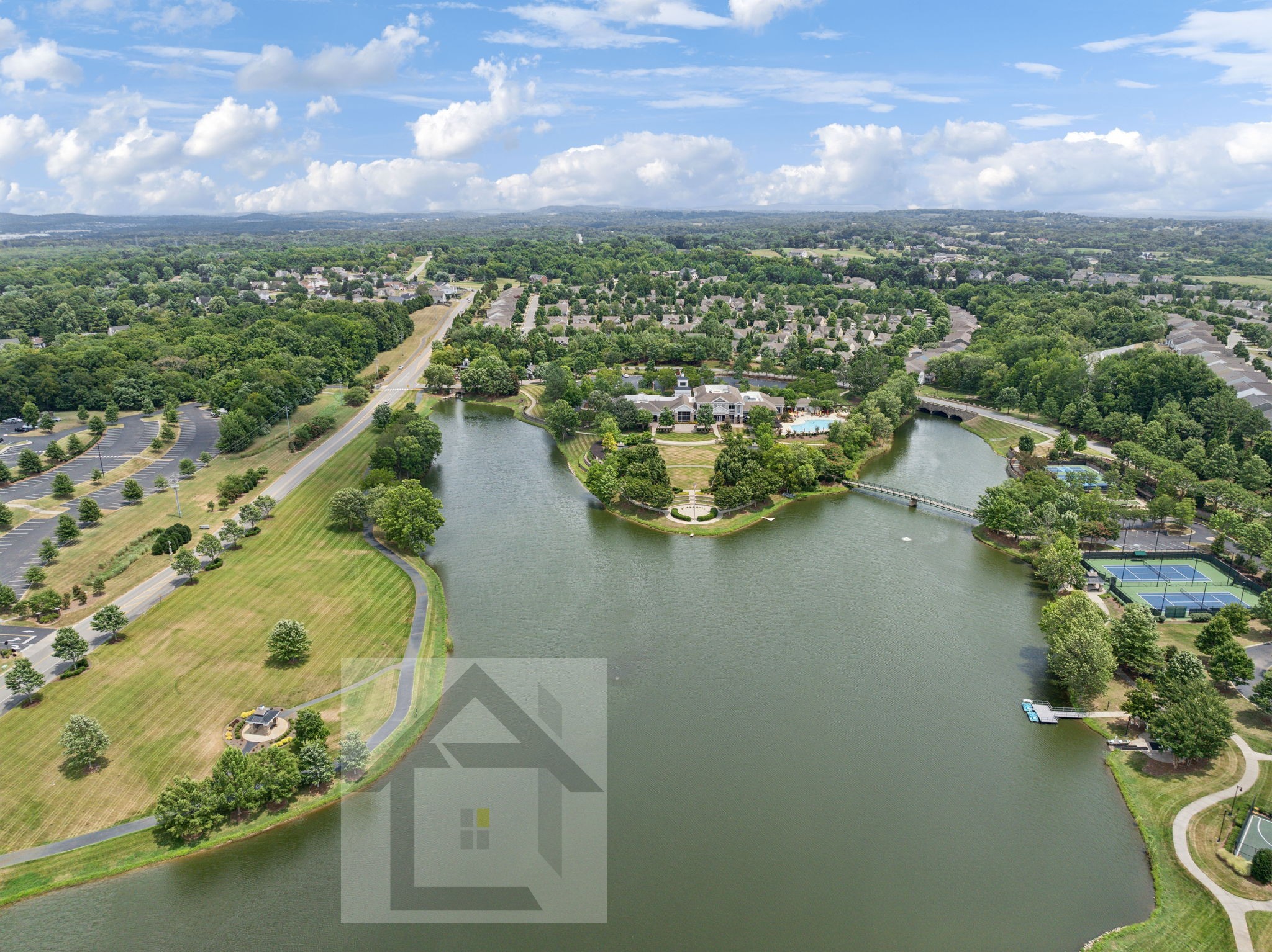 158 Old Towne Dr