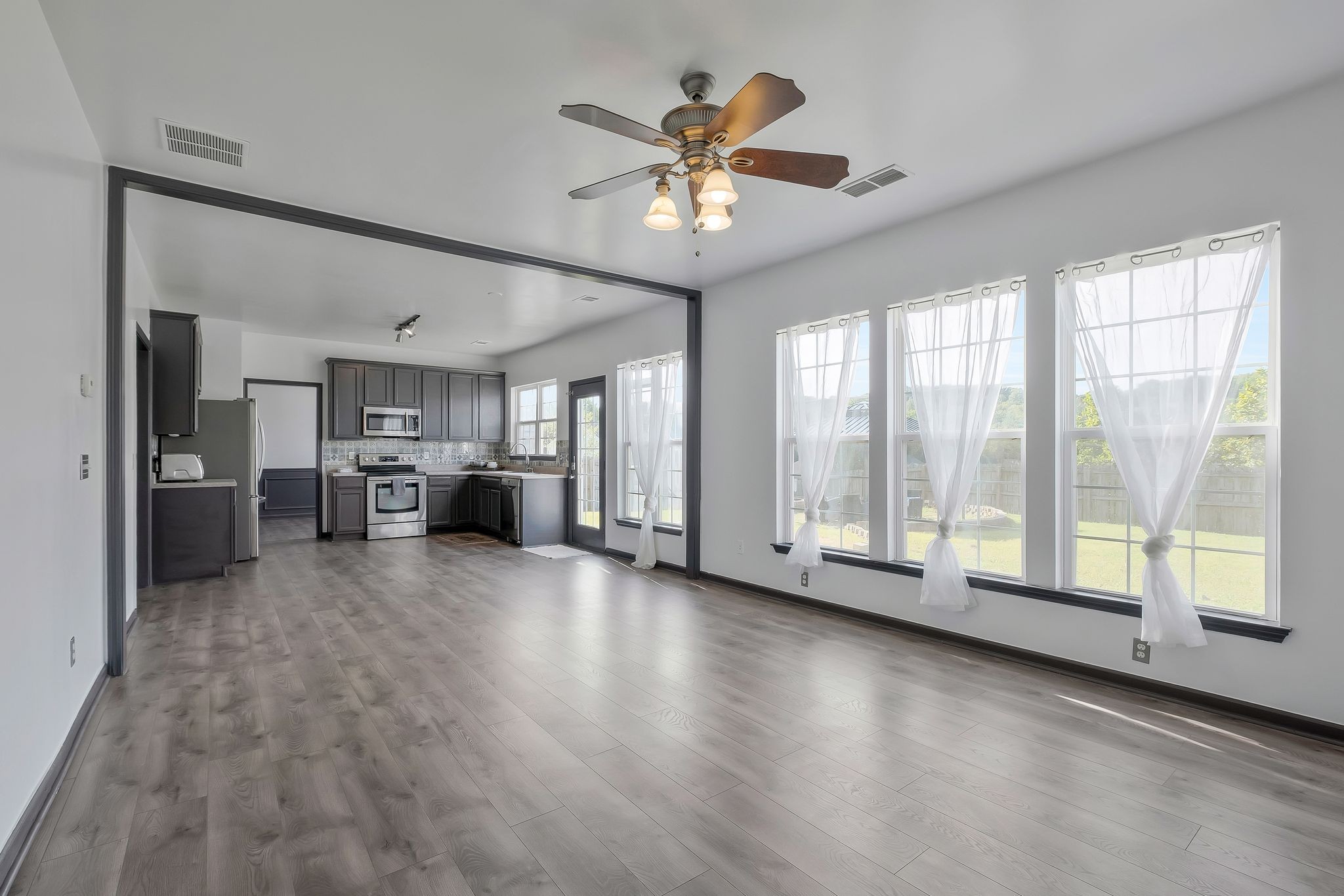 1701 Kendall Cove Ln