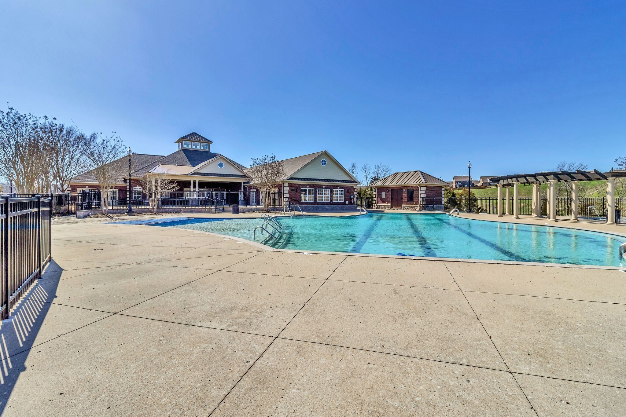 804 Meadowcrest Way