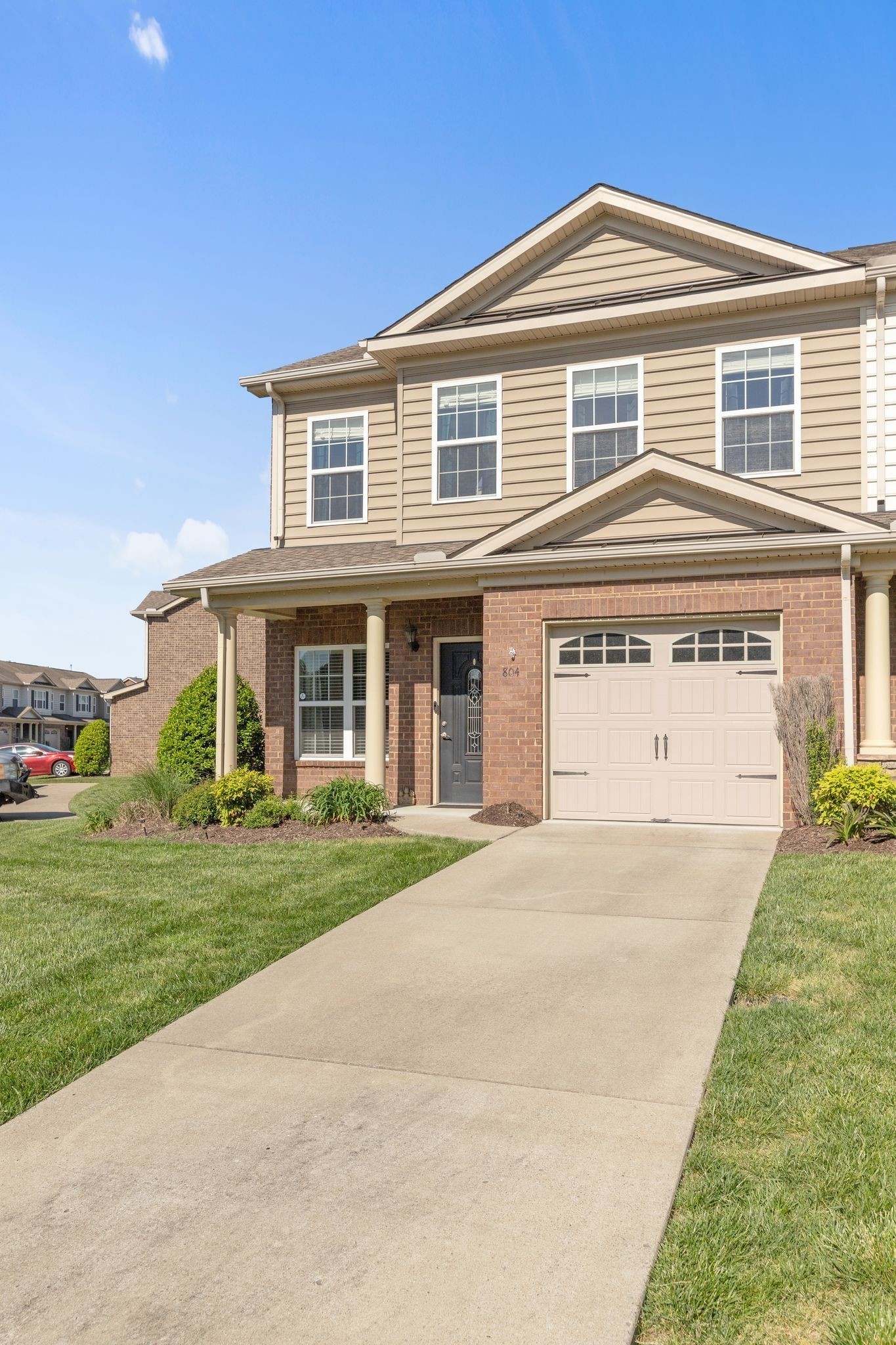 804 Meadowcrest Way
