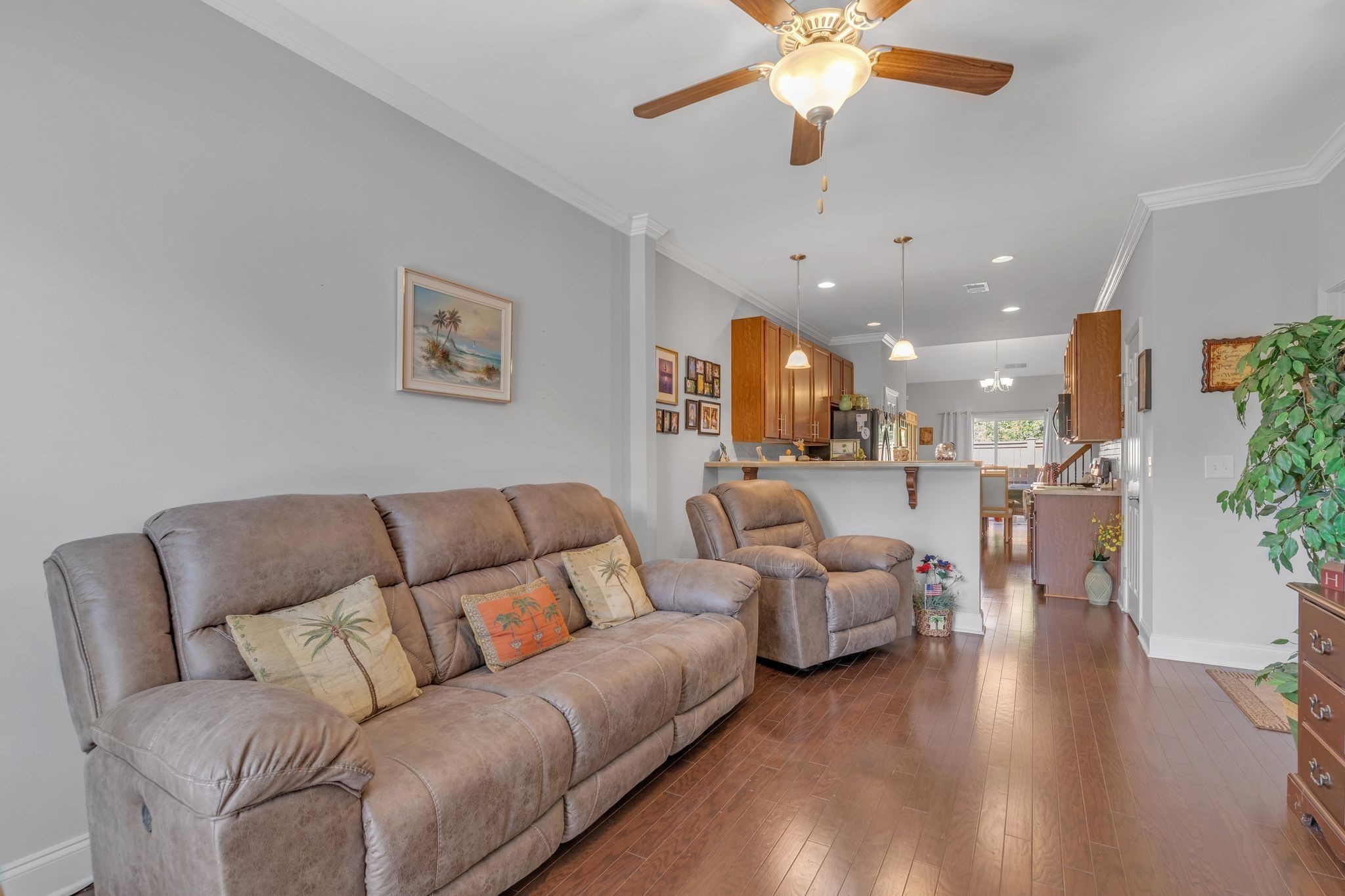 804 Meadowcrest Way