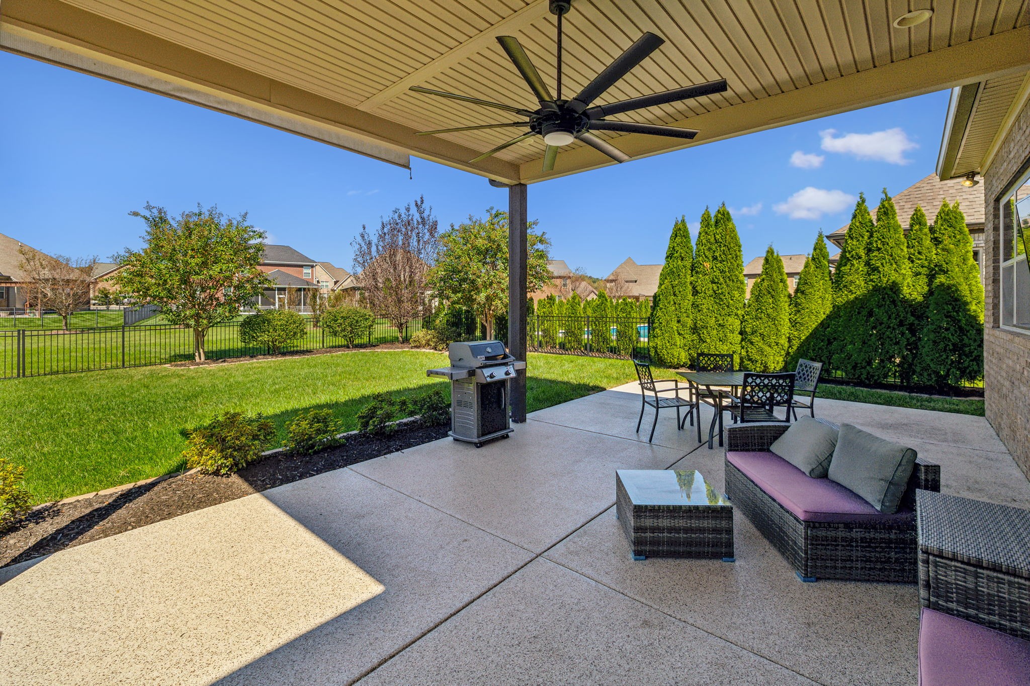 8006 June Apple Ln
