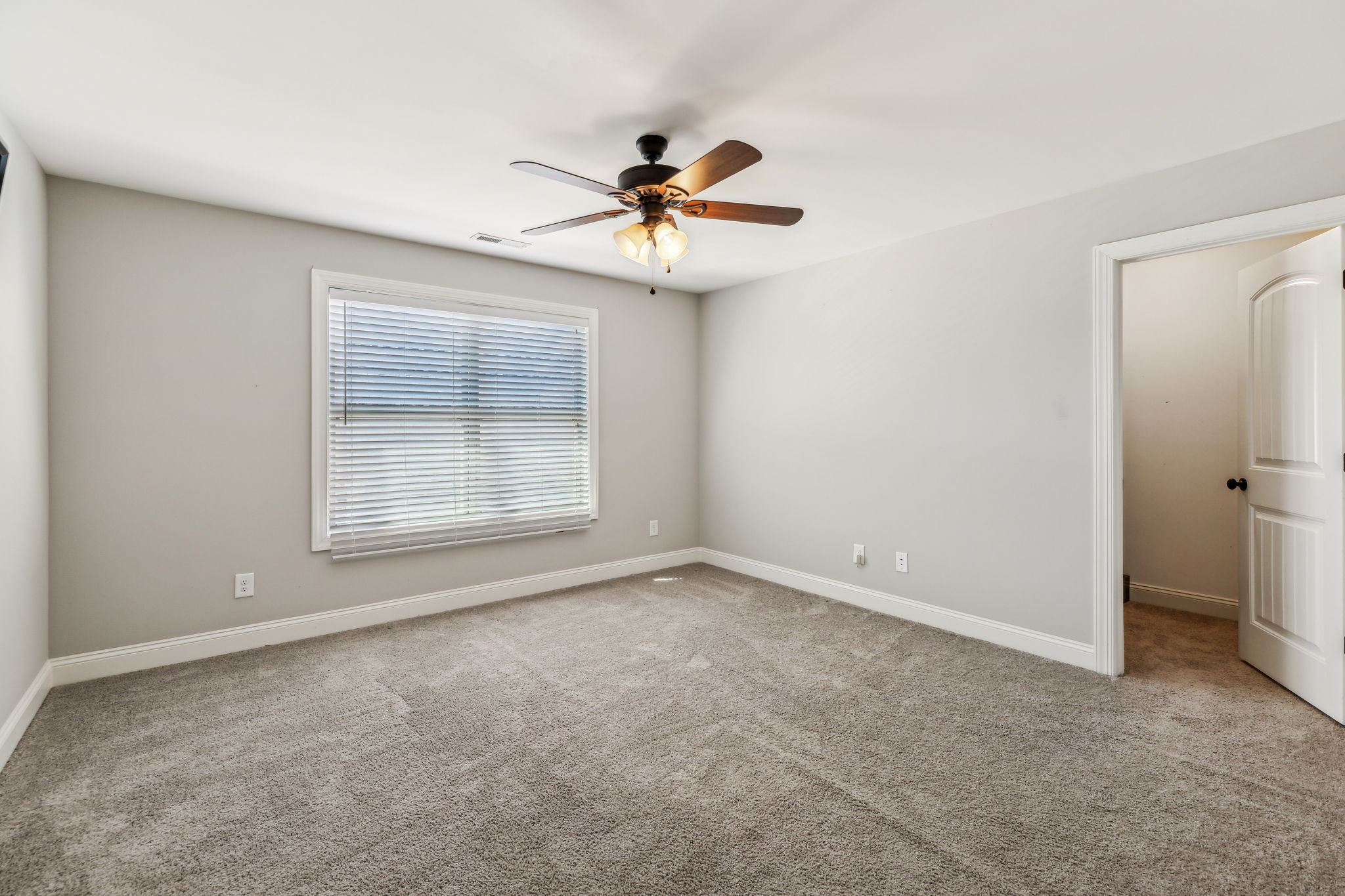 8006 June Apple Ln