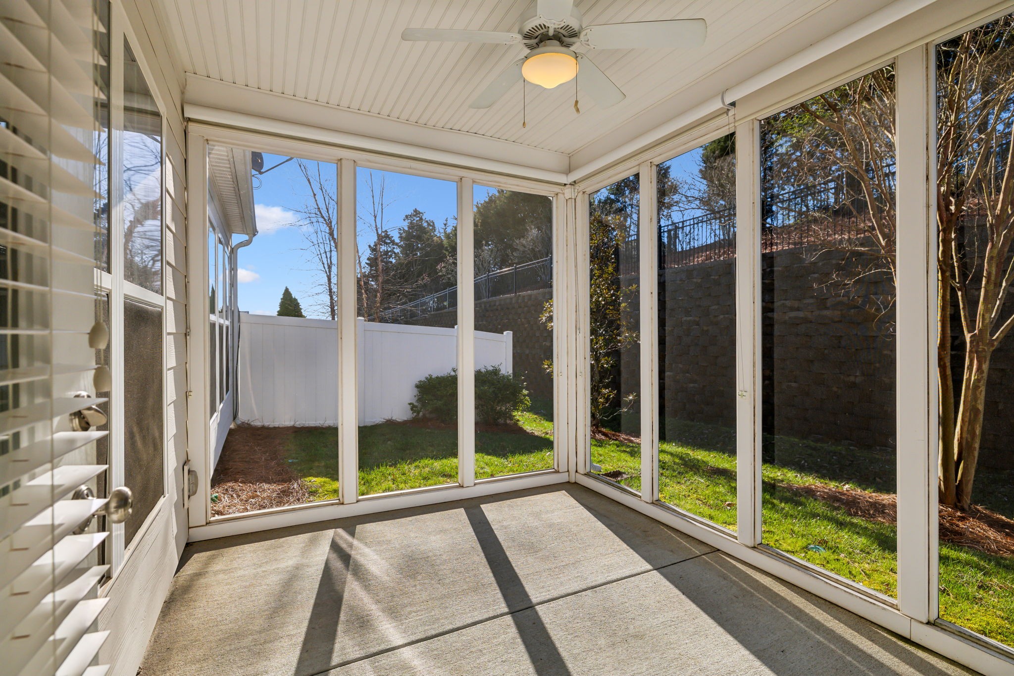 136 Southern Way Blvd