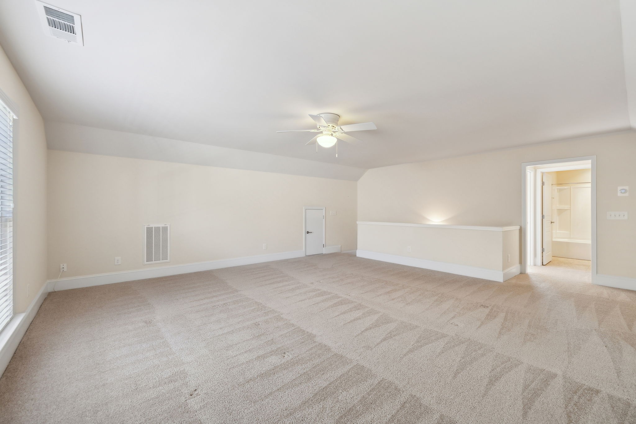136 Southern Way Blvd