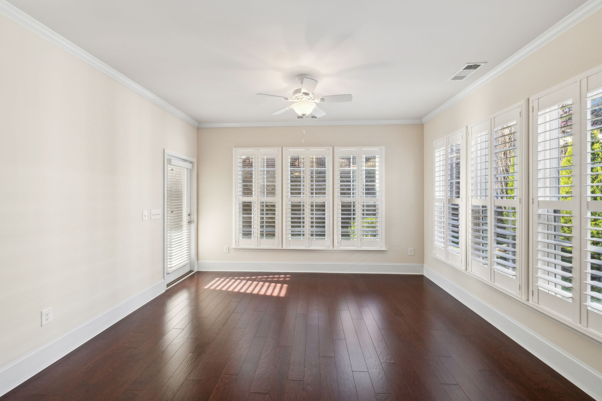 136 Southern Way Blvd