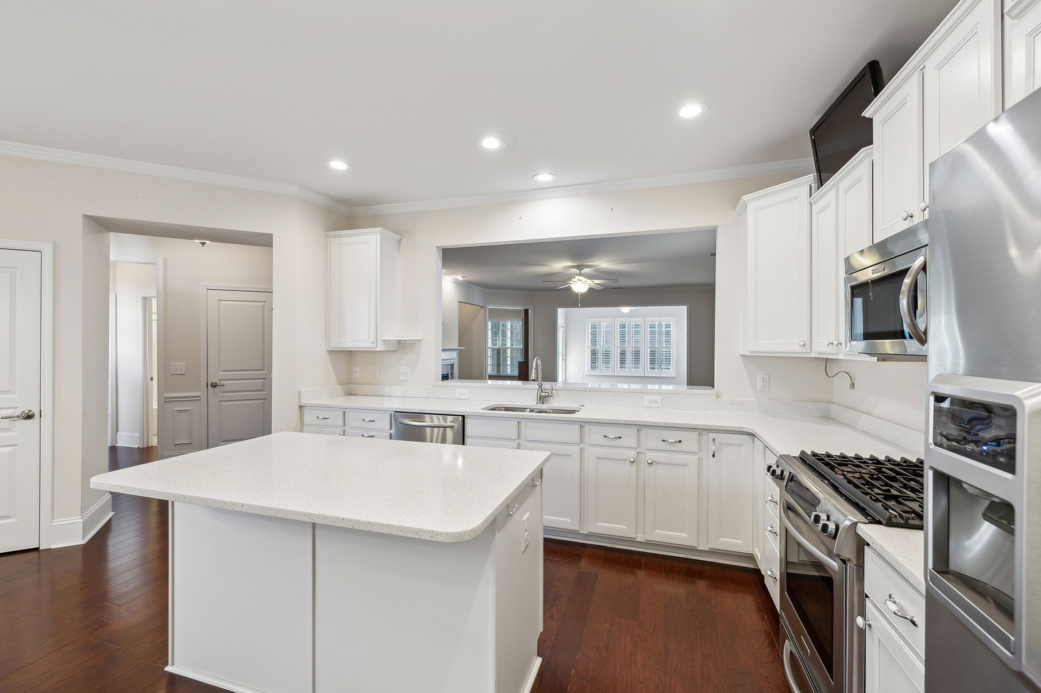 136 Southern Way Blvd