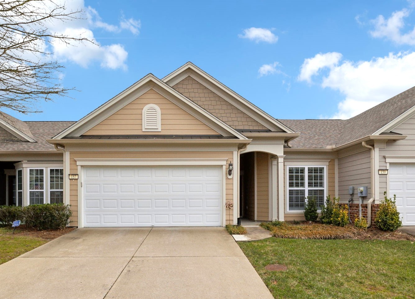 157 Old Towne Dr
