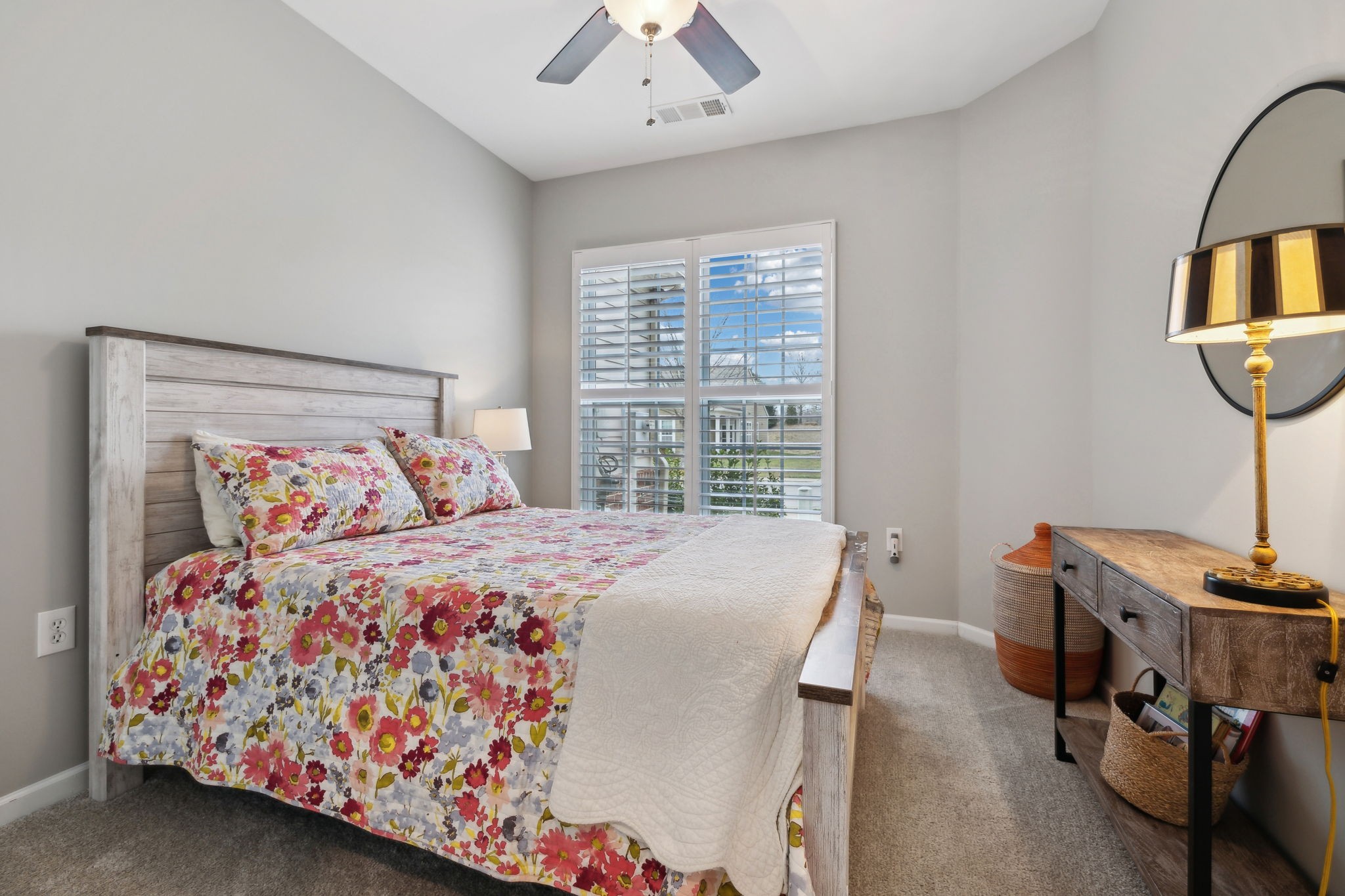 157 Old Towne Dr