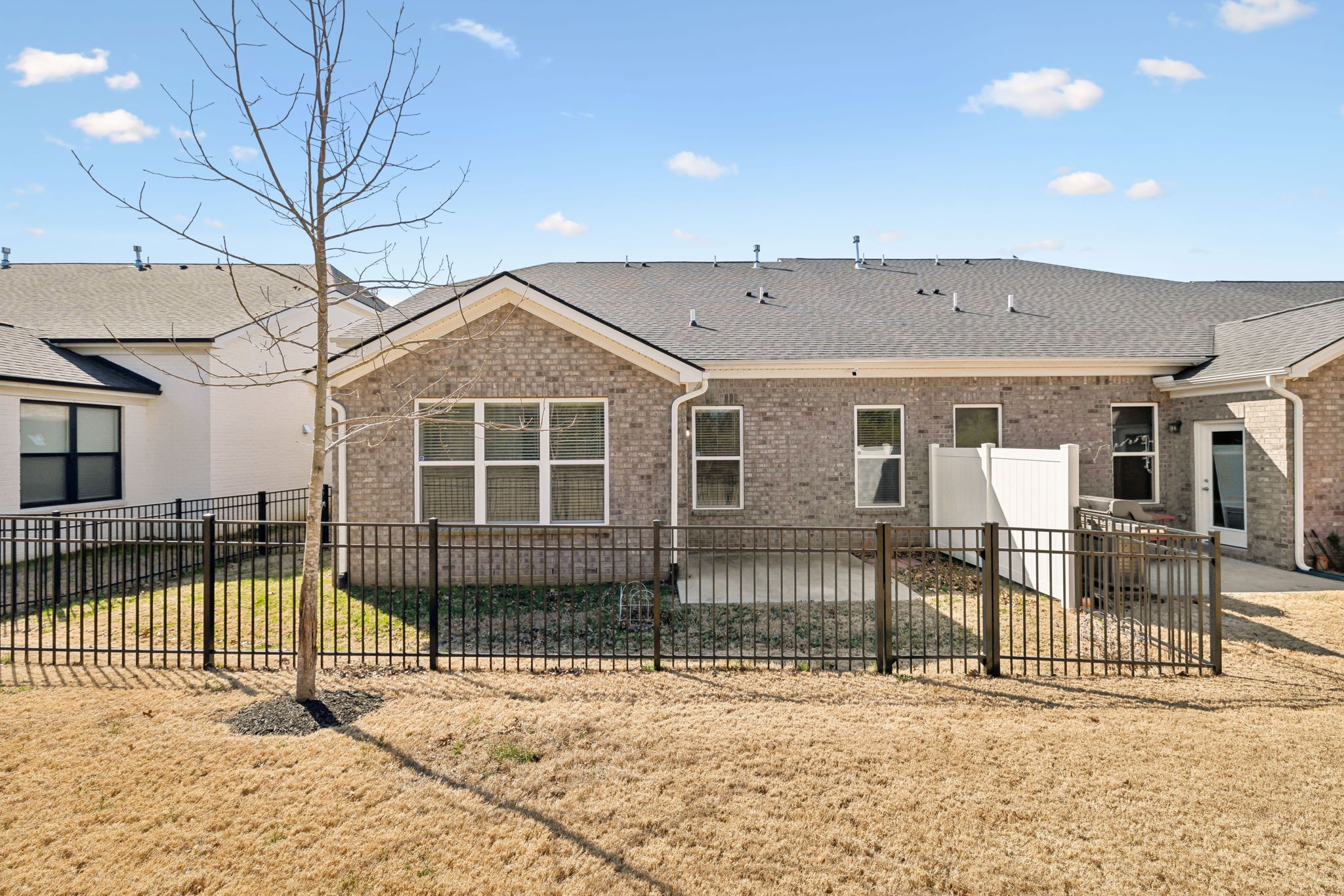 804 Sunset View Dr