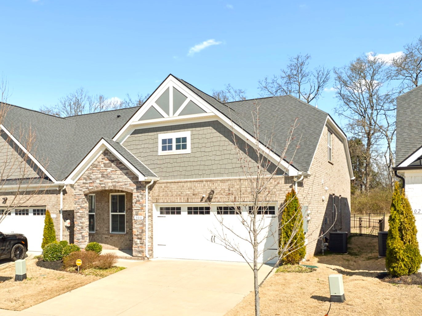 804 Sunset View Dr