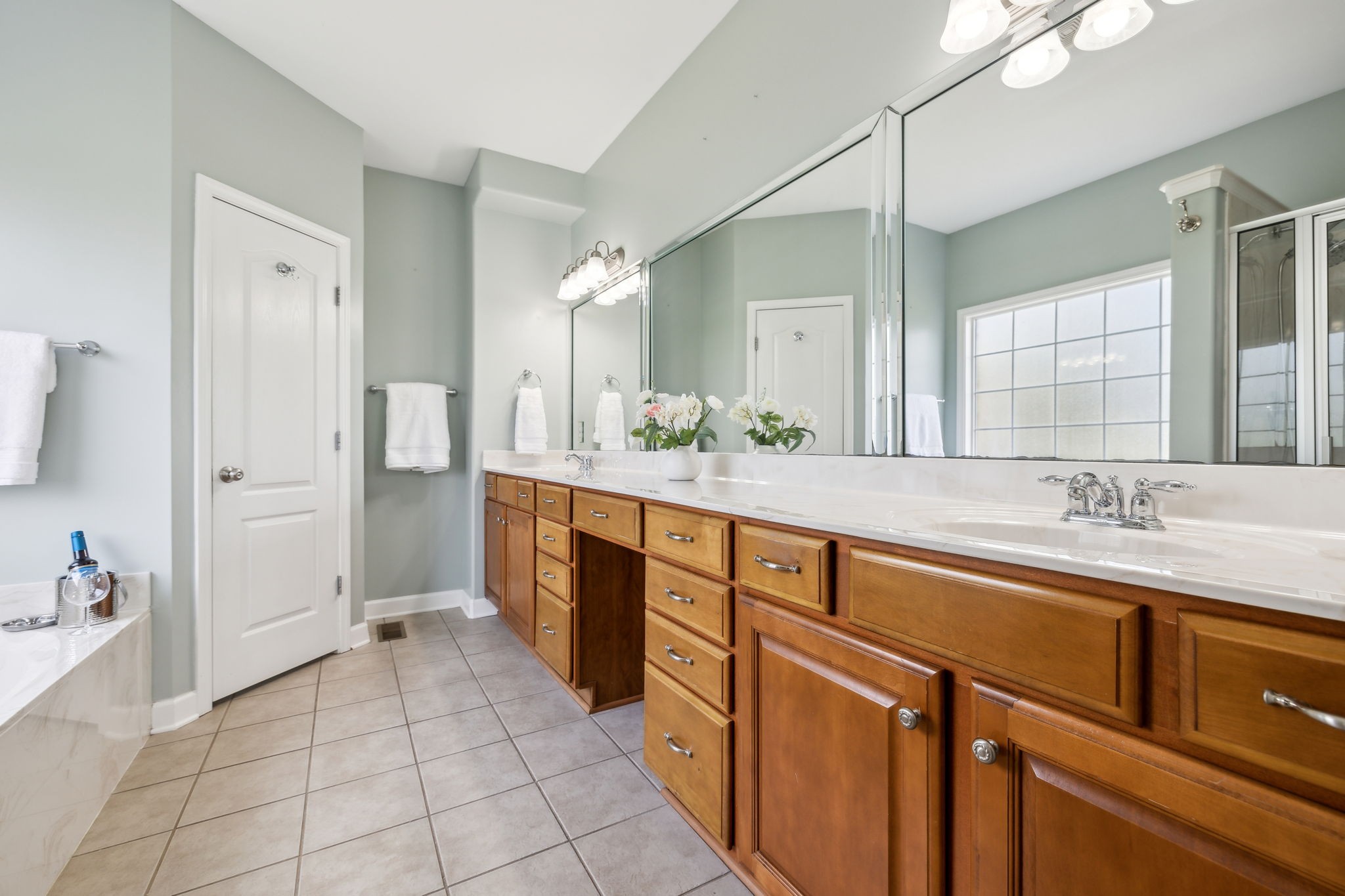 206 James Matthew Ln