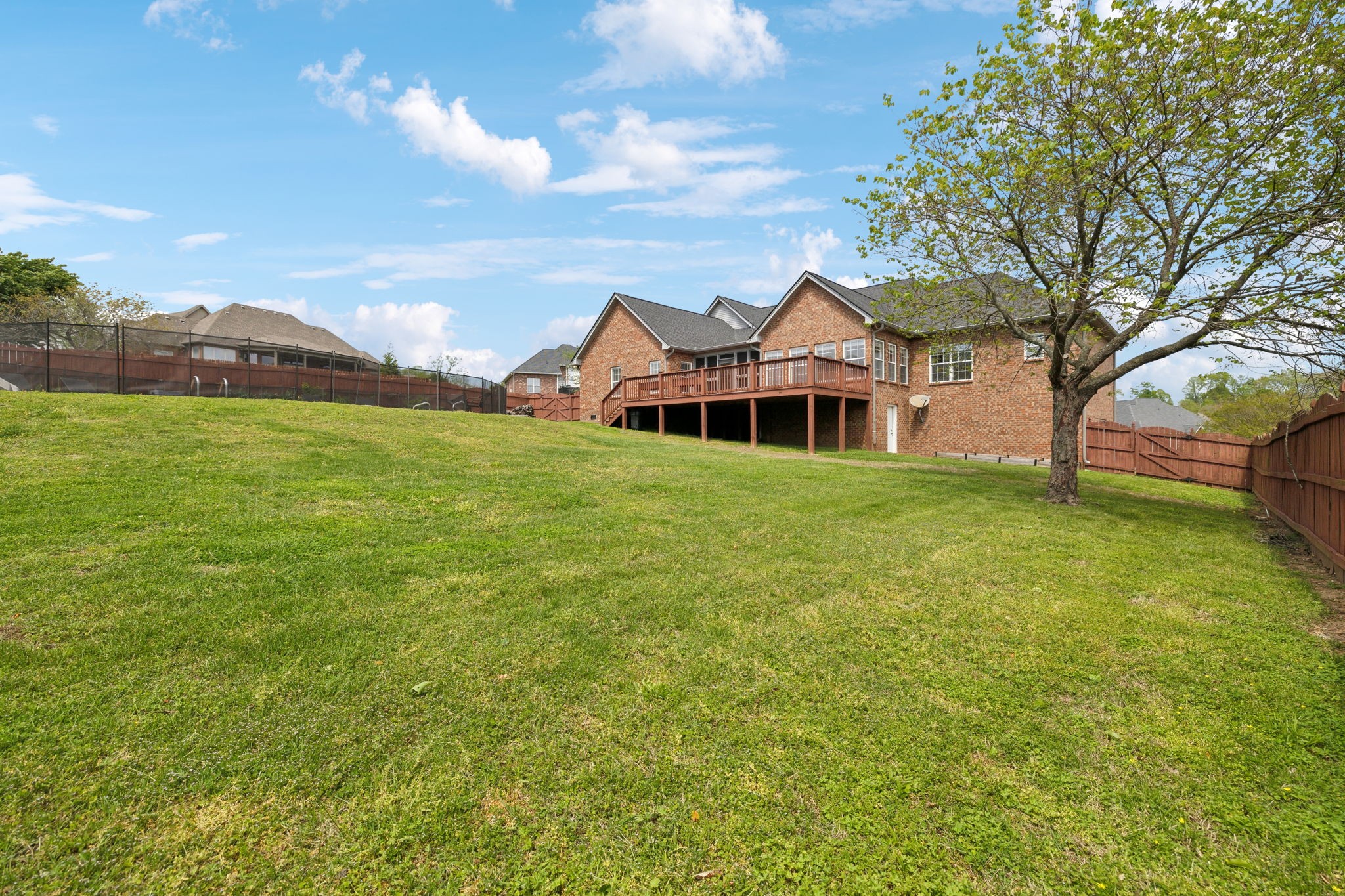206 James Matthew Ln