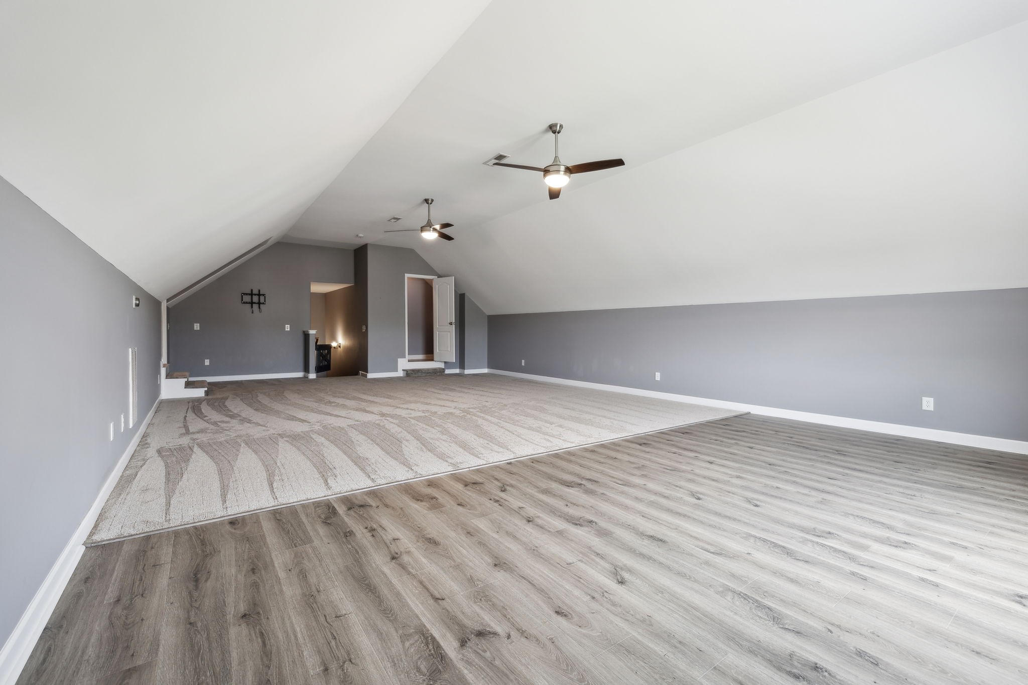 206 James Matthew Ln