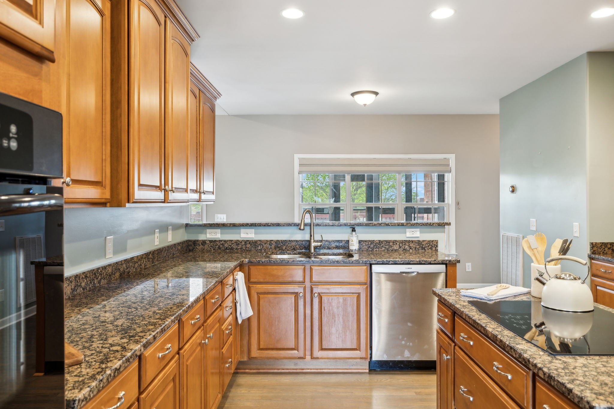206 James Matthew Ln