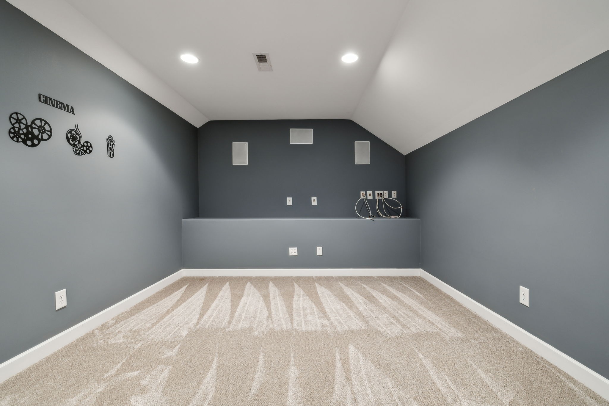 206 James Matthew Ln
