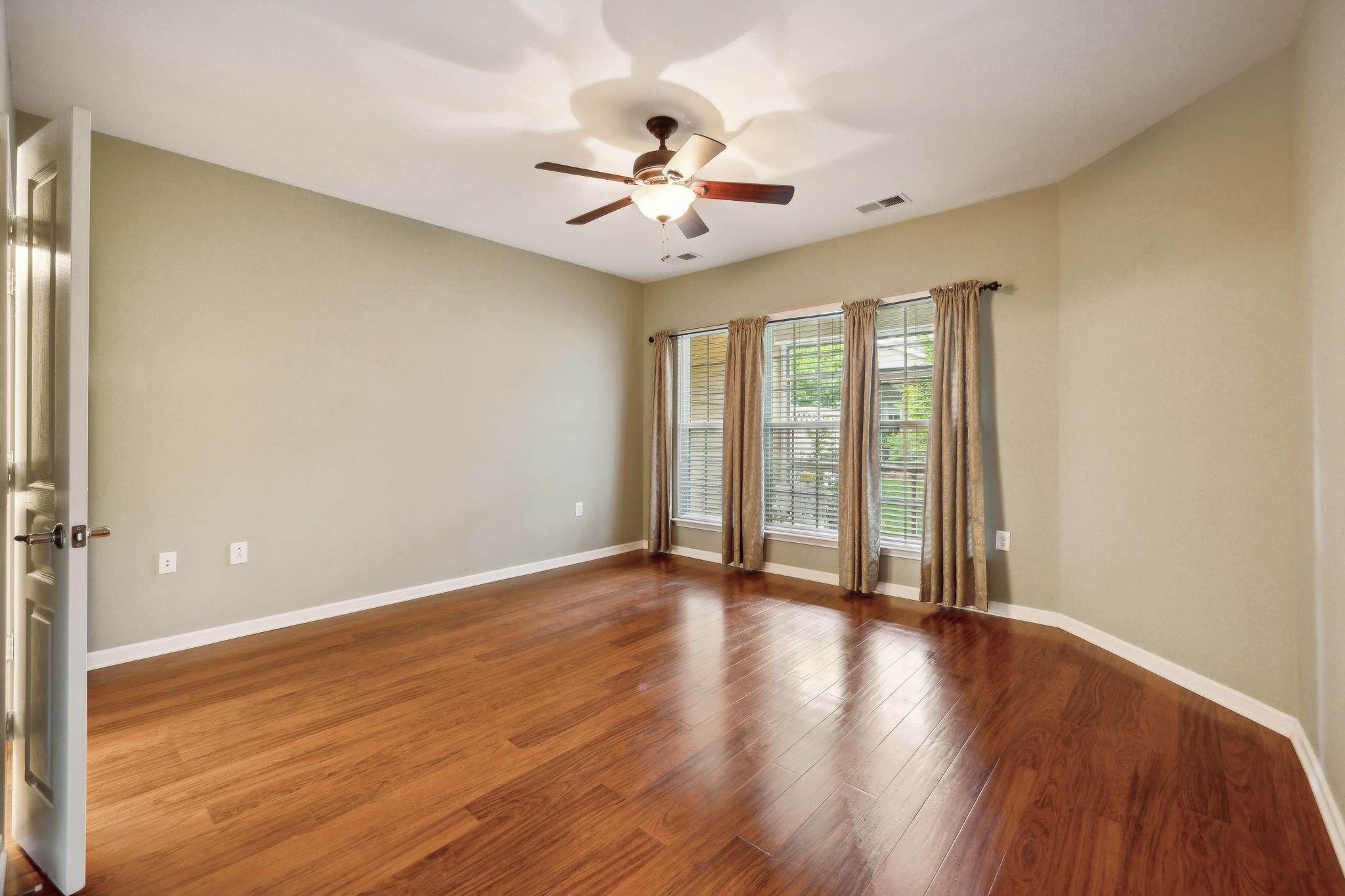 147 Old Towne Dr