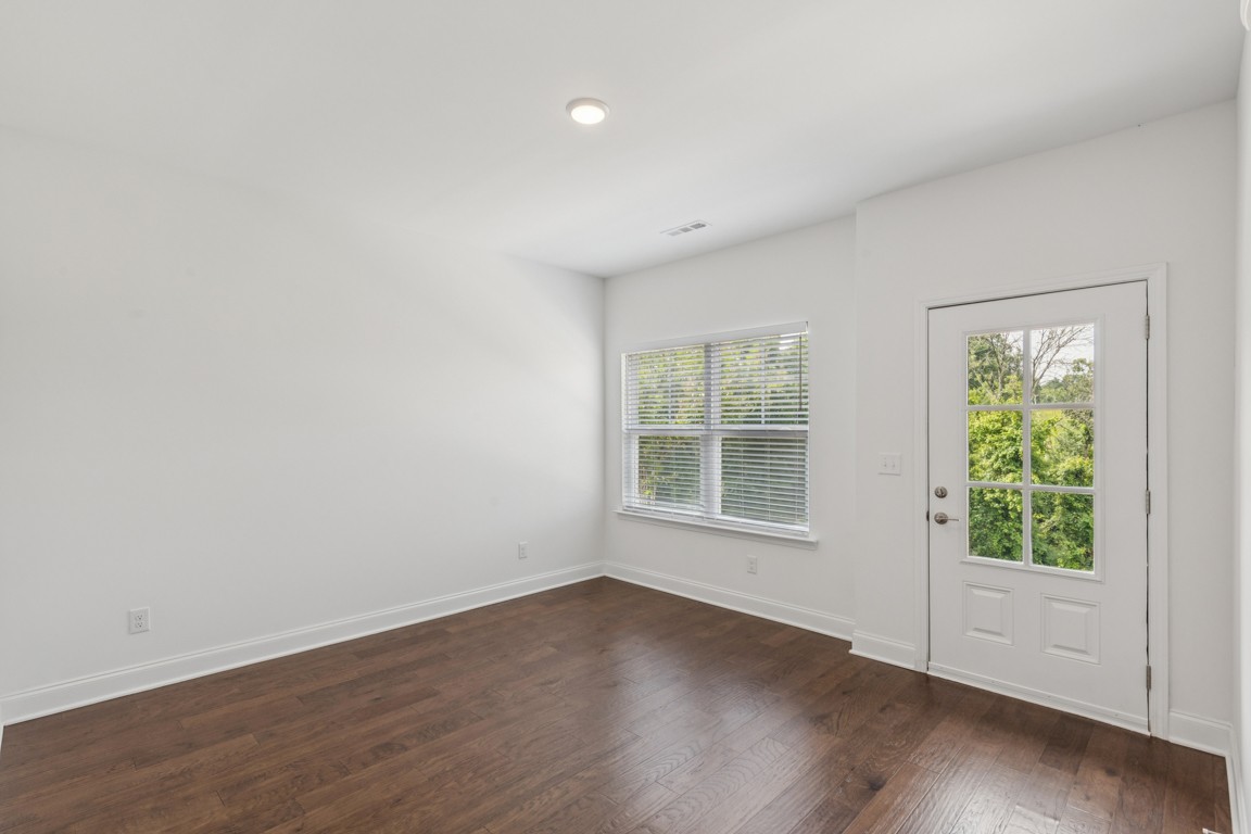 210 Trevor Dr Unit: 210