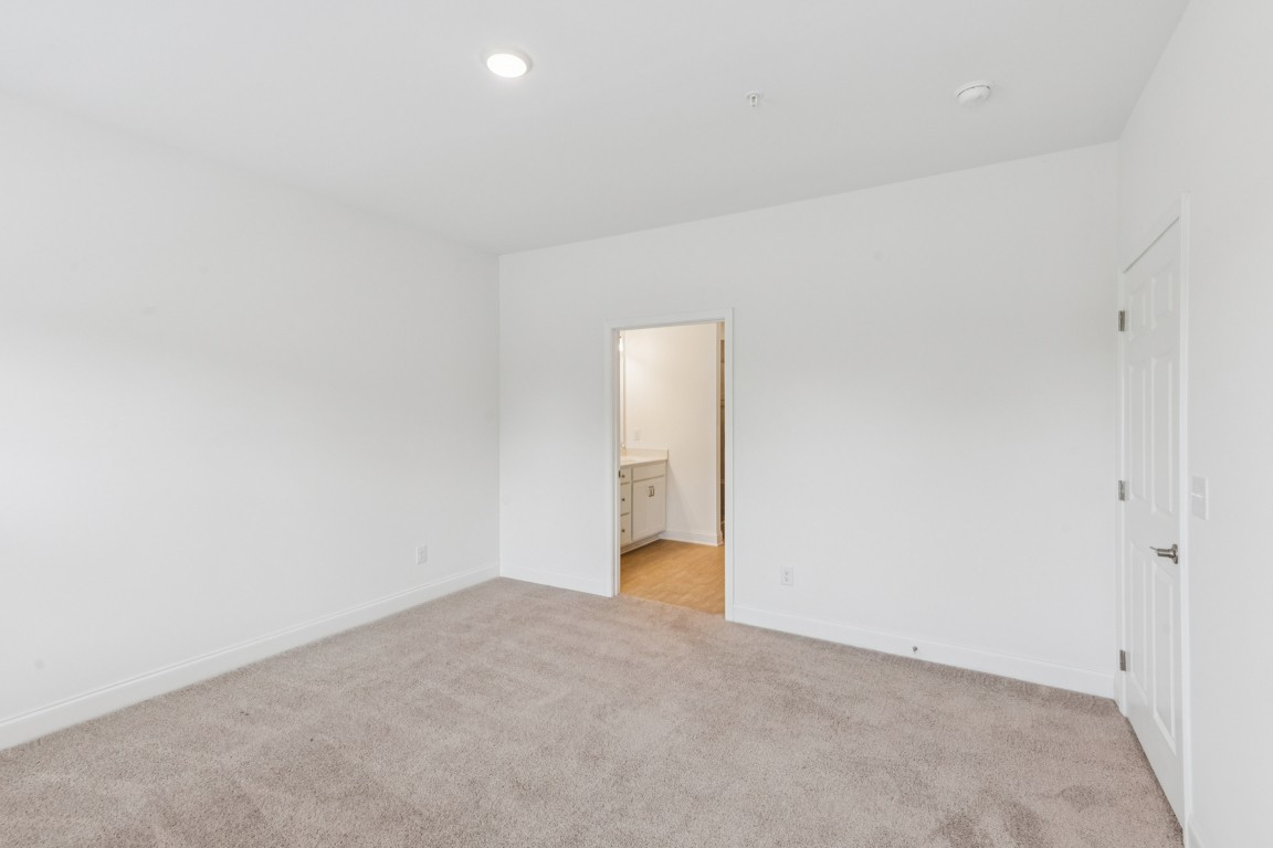 210 Trevor Dr Unit: 210