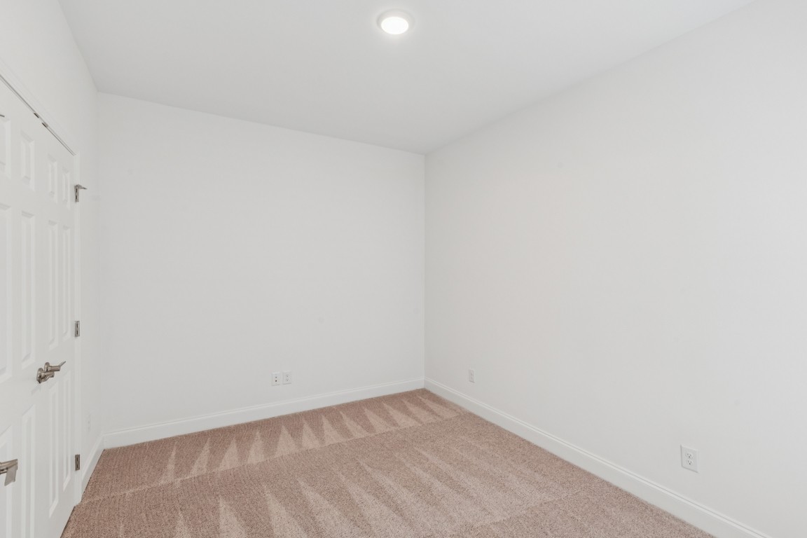 210 Trevor Dr Unit: 210