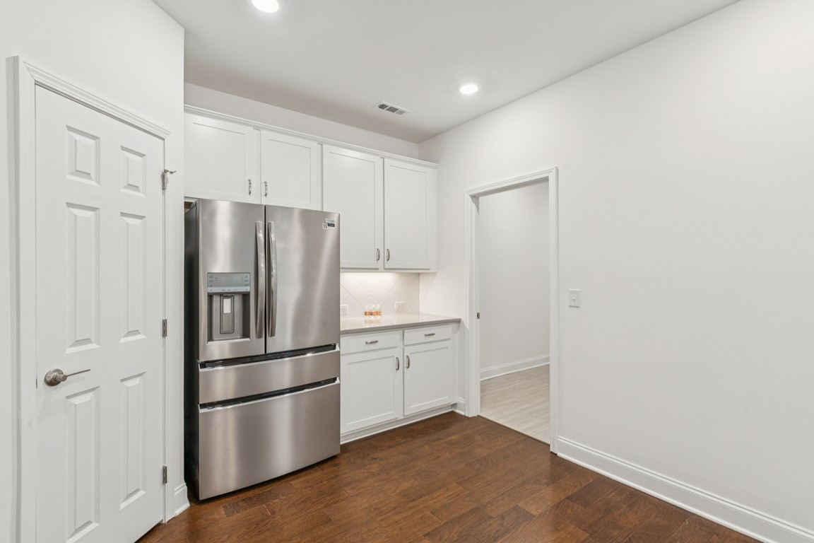 210 Trevor Dr Unit: 210