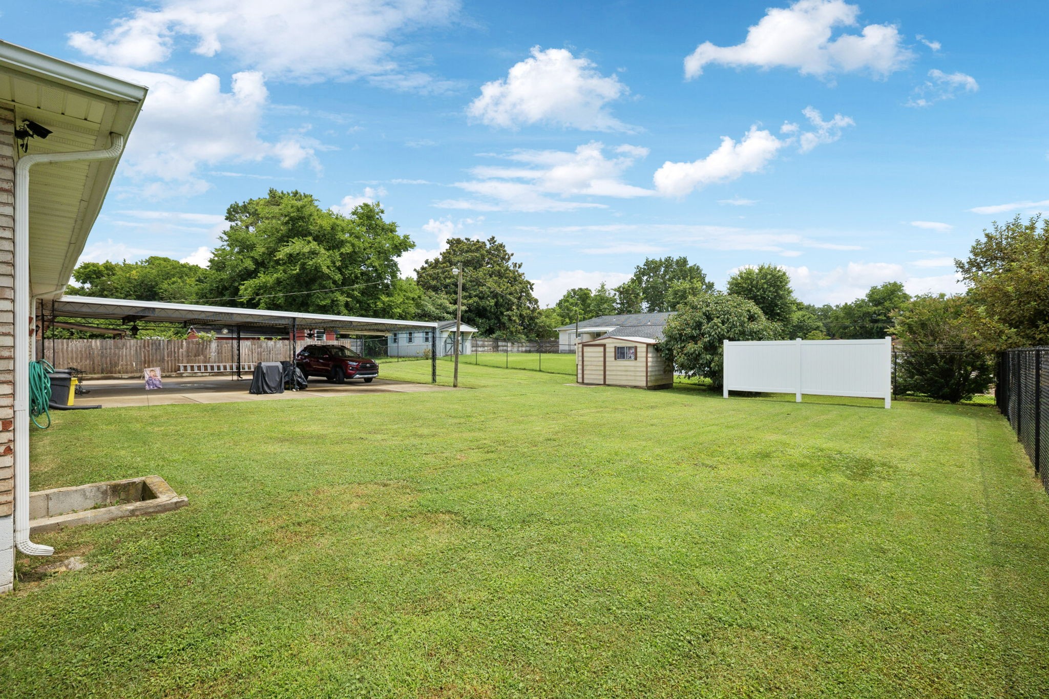 173 Chippendale Dr
