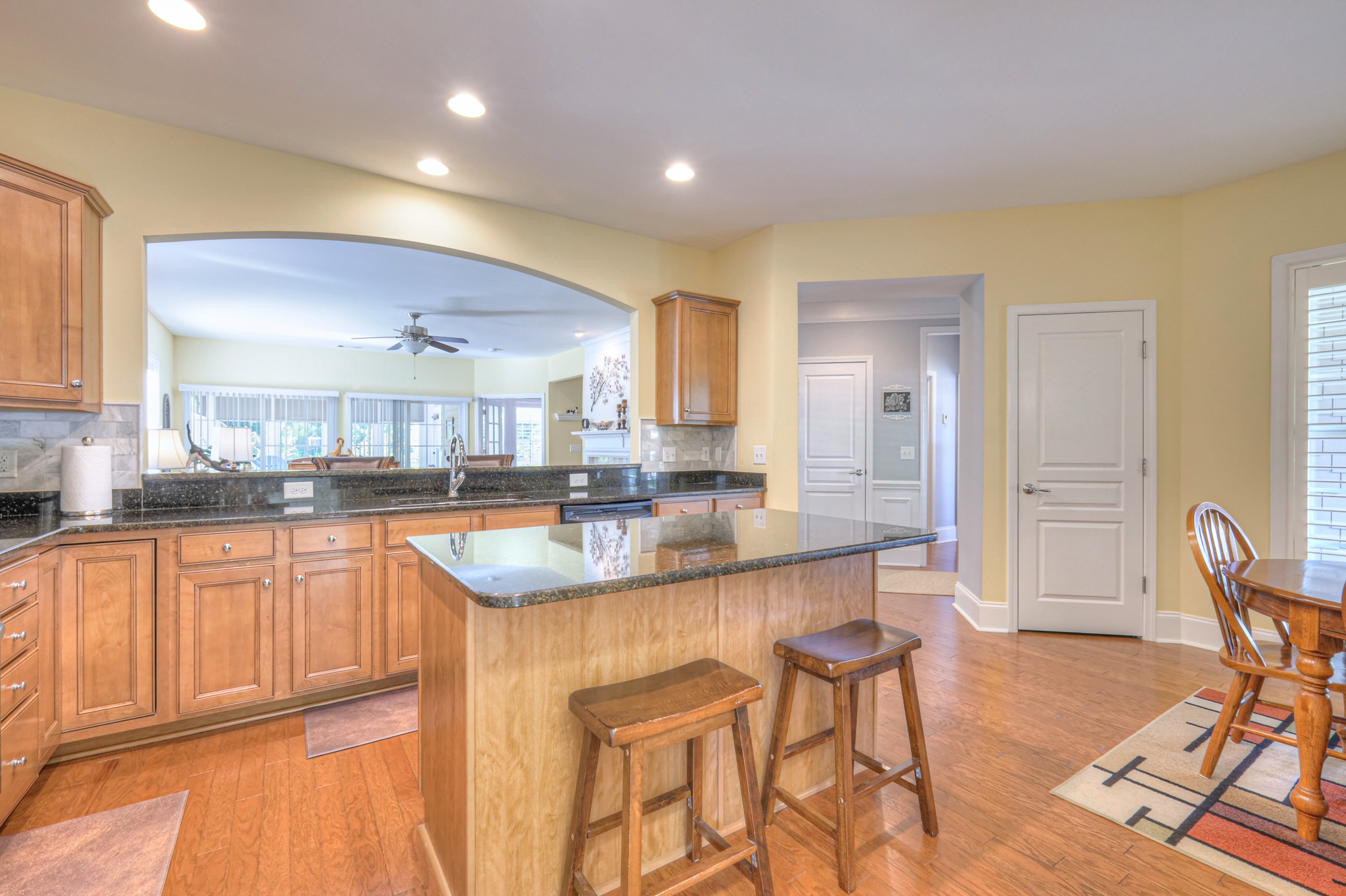 154 Salient Ln