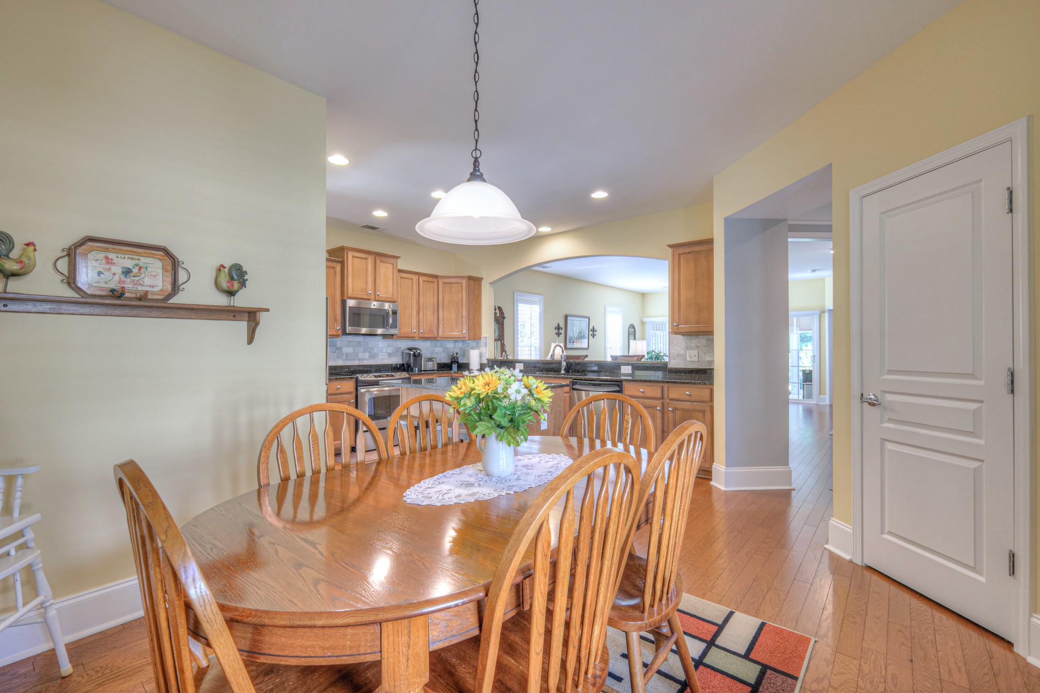 154 Salient Ln