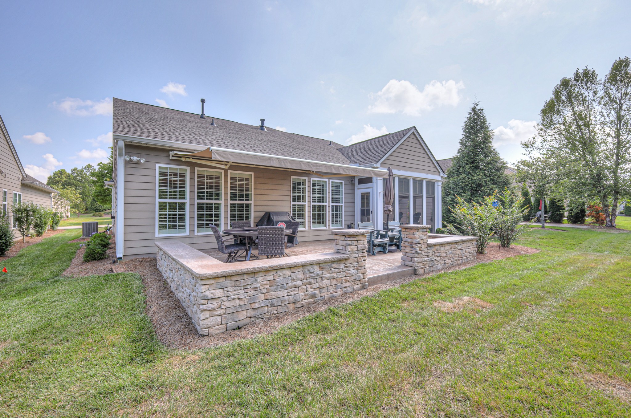 154 Salient Ln