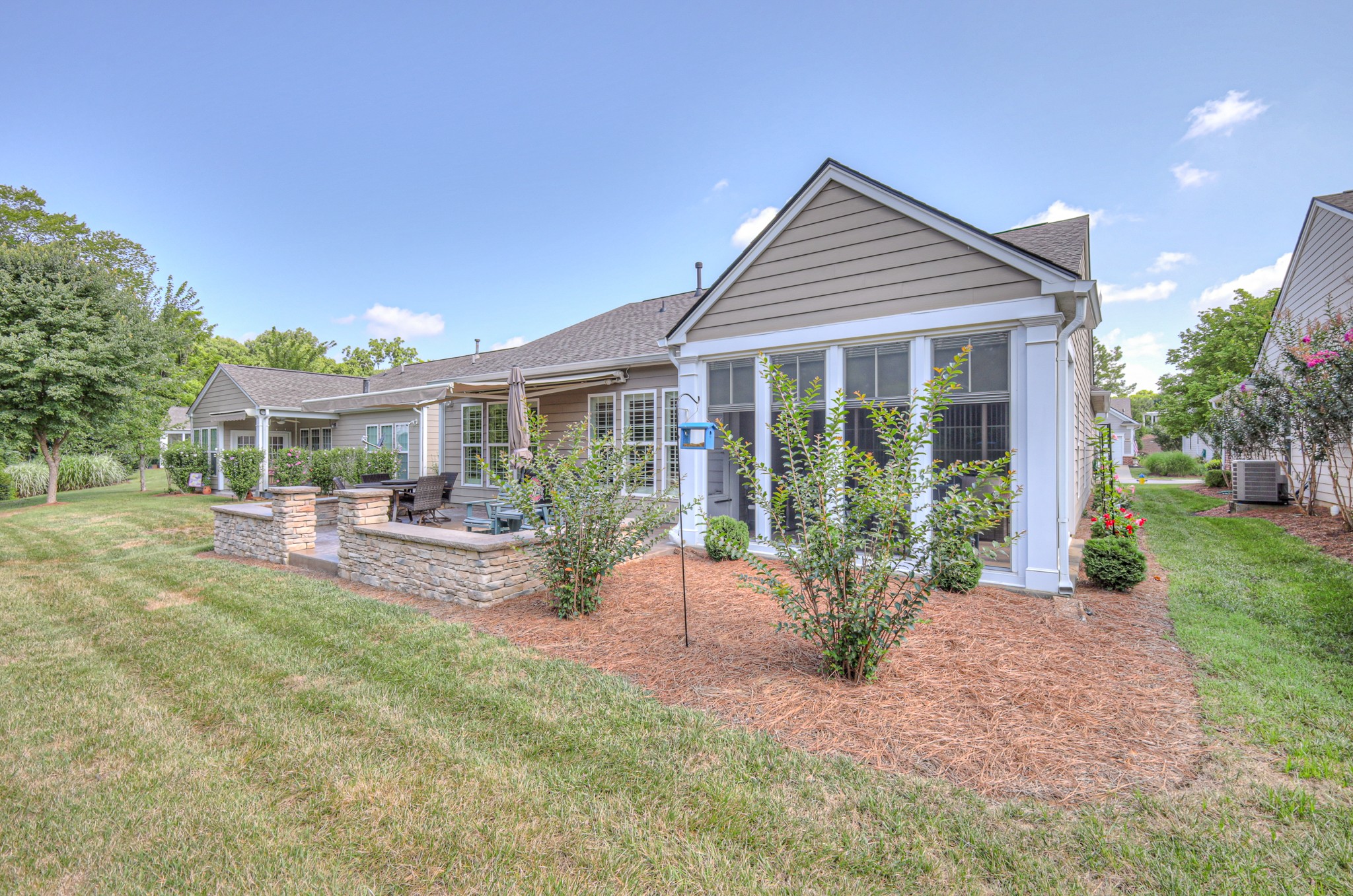 154 Salient Ln