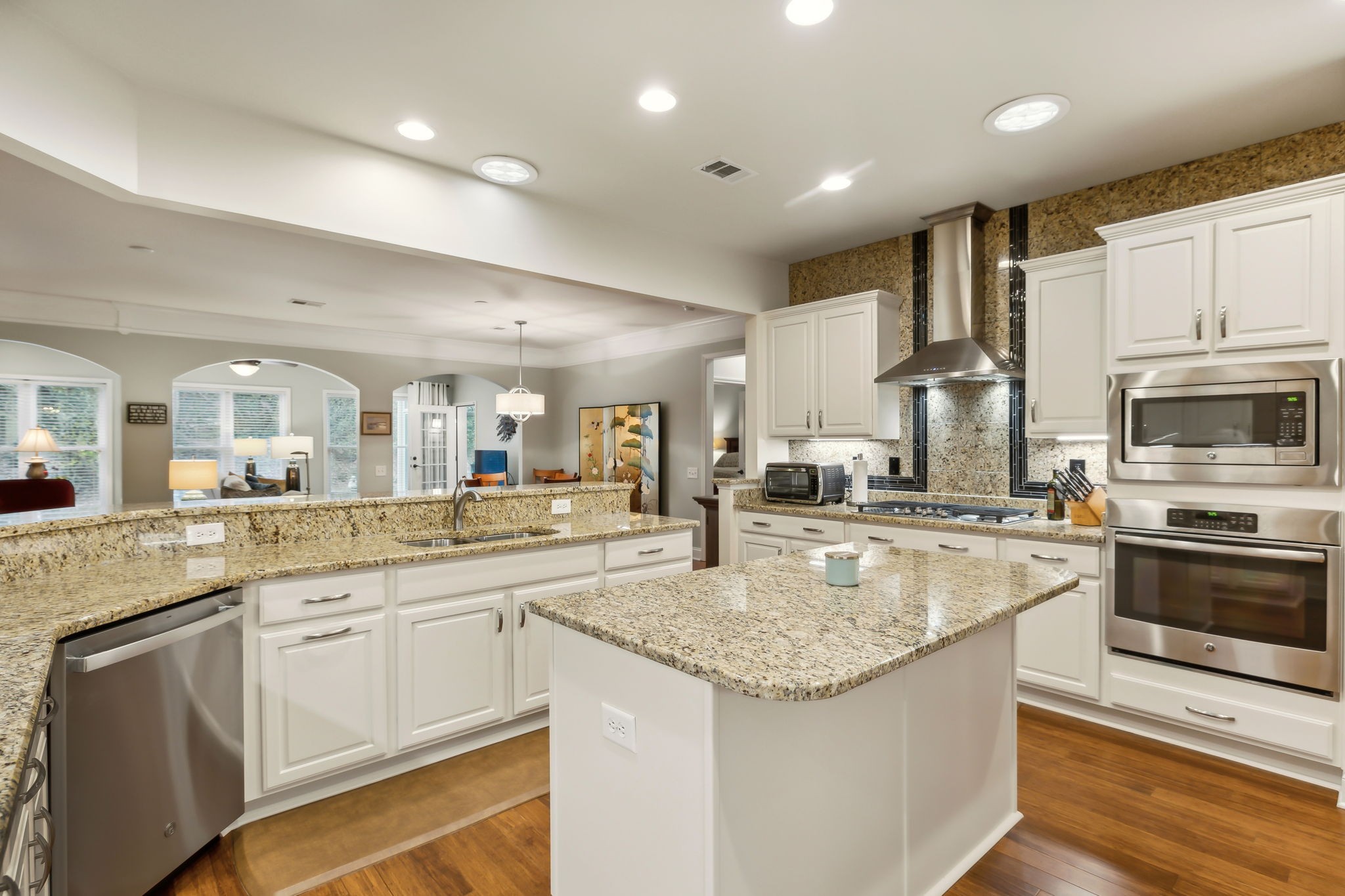 271 Antebellum Ln