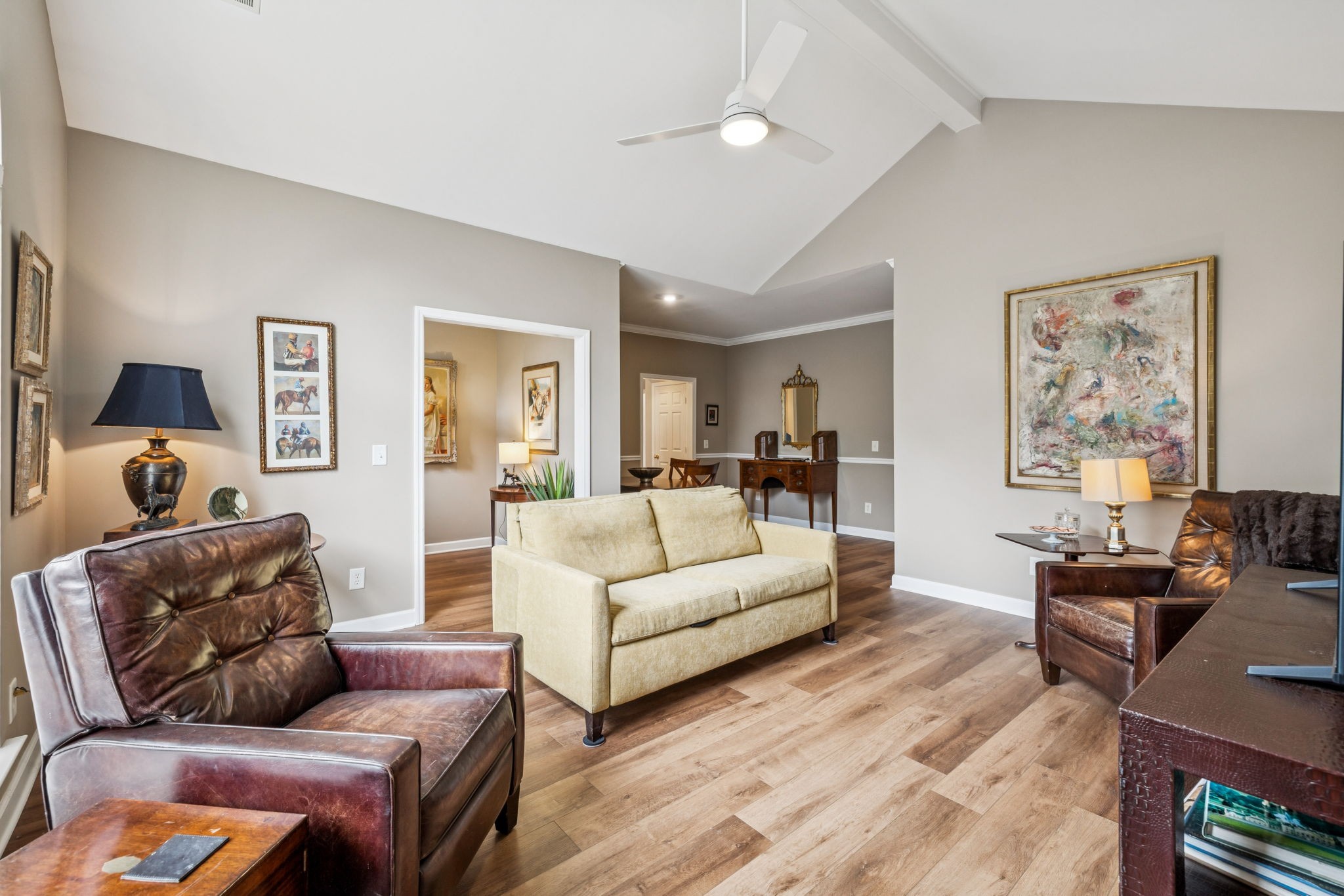 4 Hurd Ct