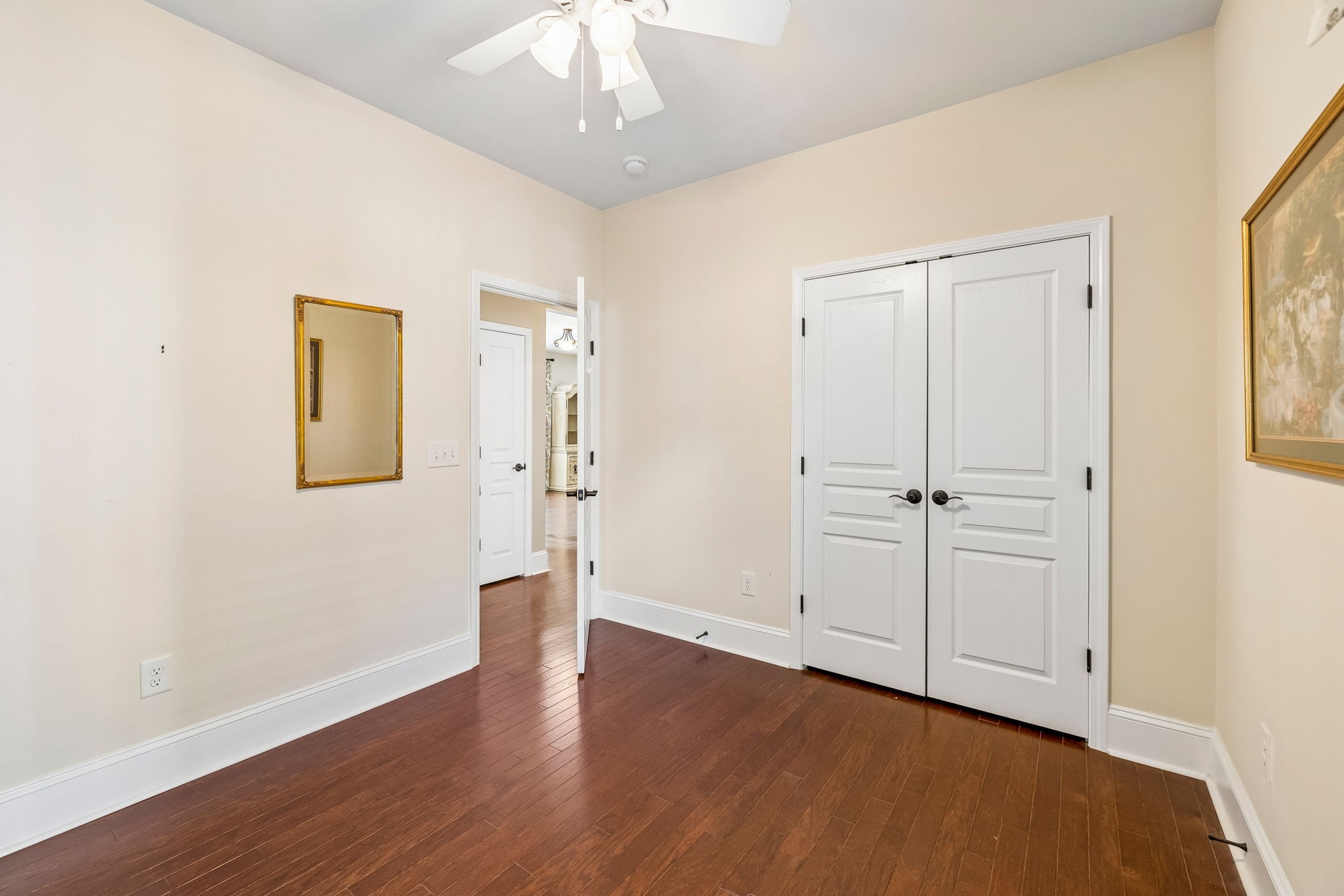240 Old Towne Dr