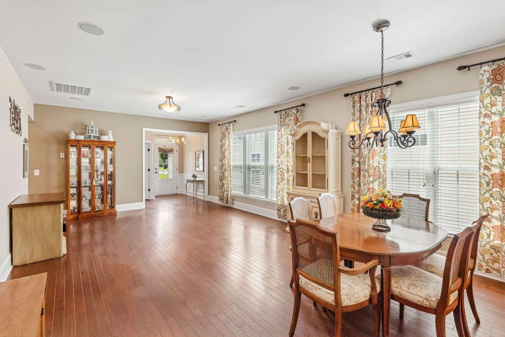 240 Old Towne Dr