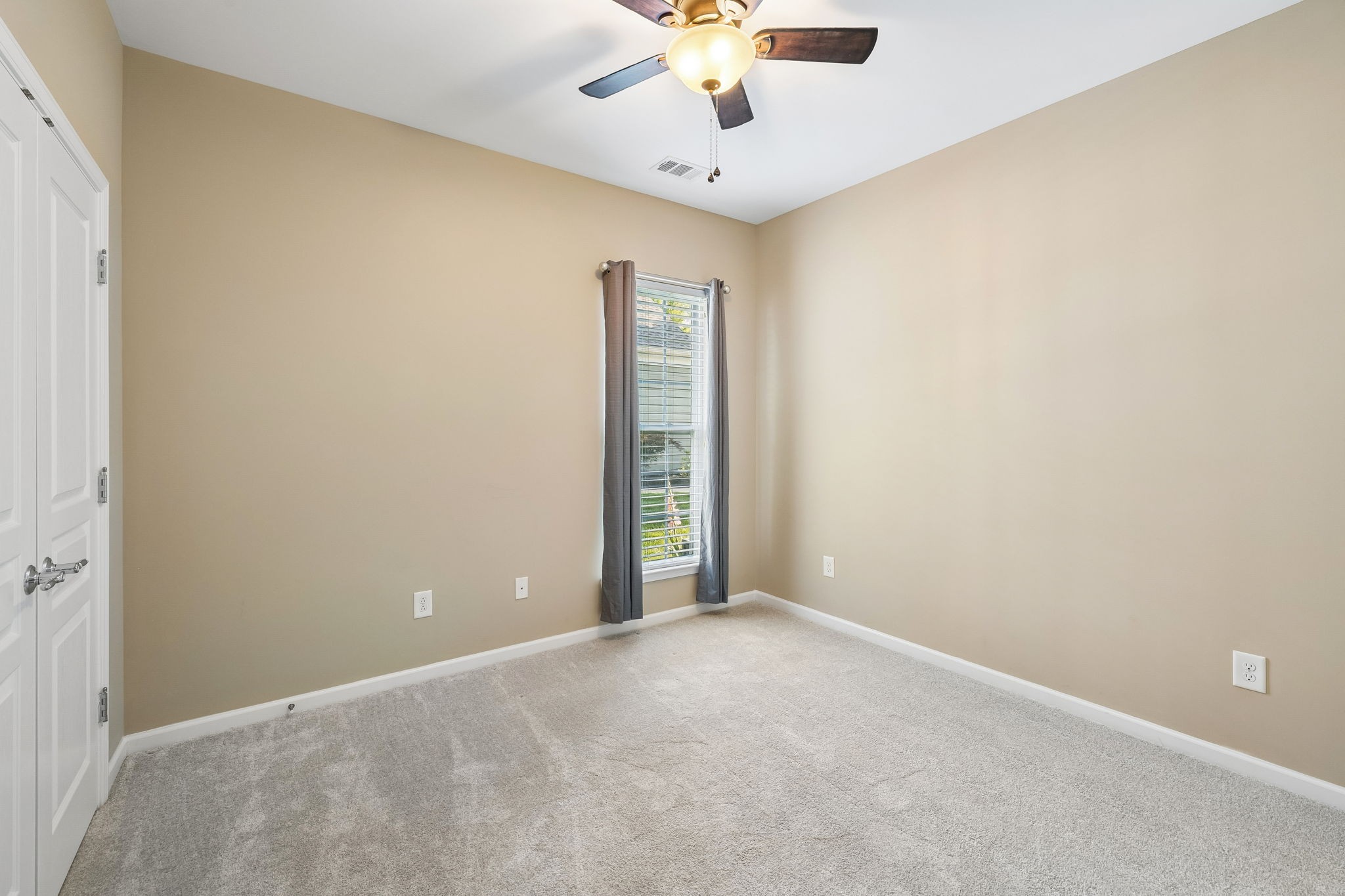 407 Cottonwood Dr