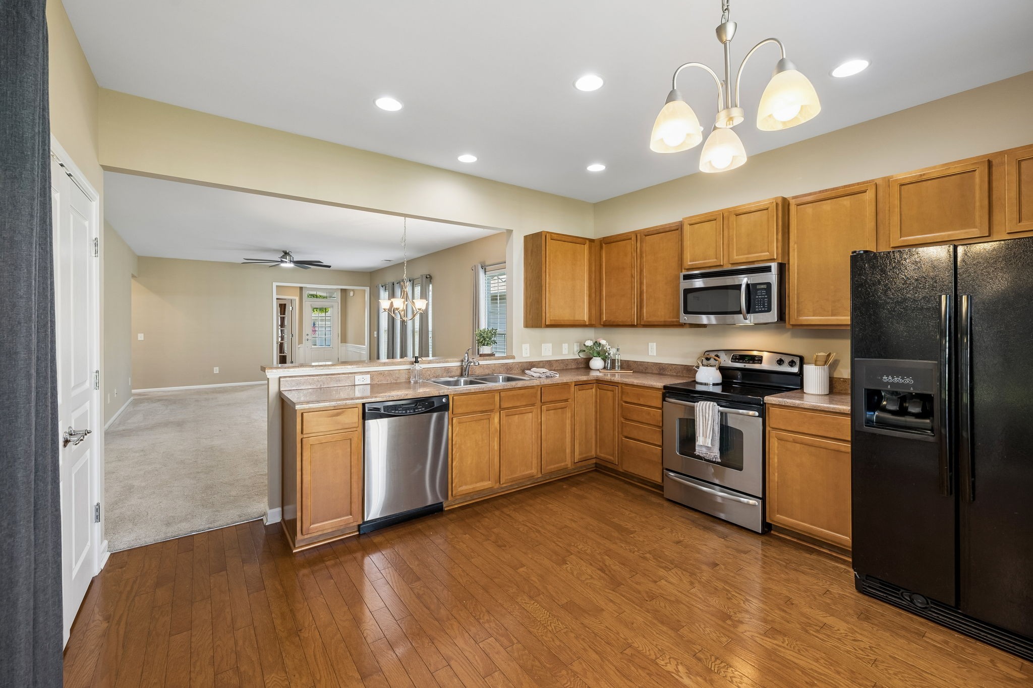 407 Cottonwood Dr