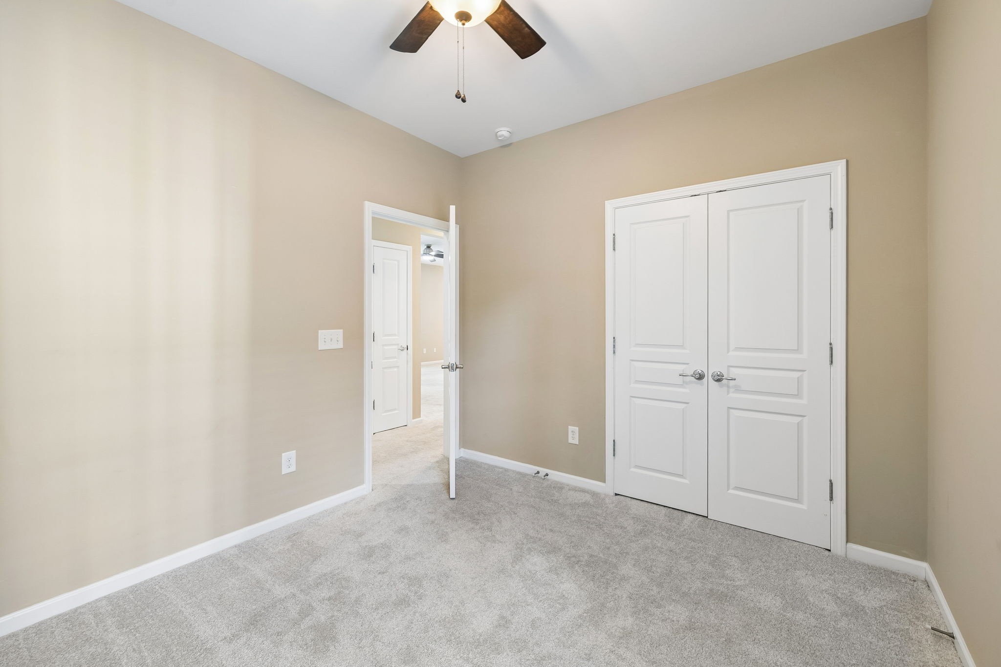 407 Cottonwood Dr