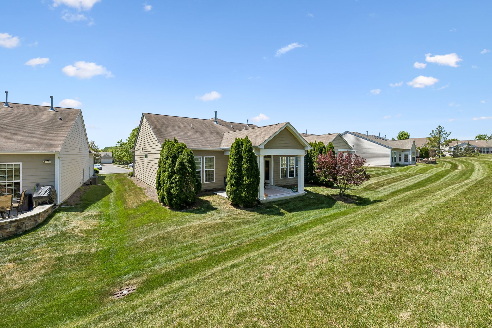 318 Palisade Dr