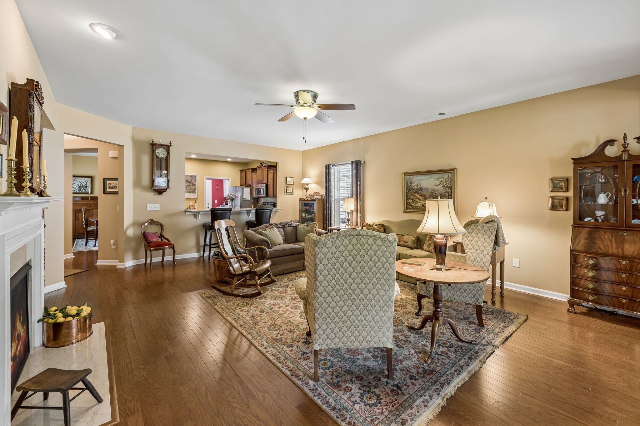 318 Palisade Dr