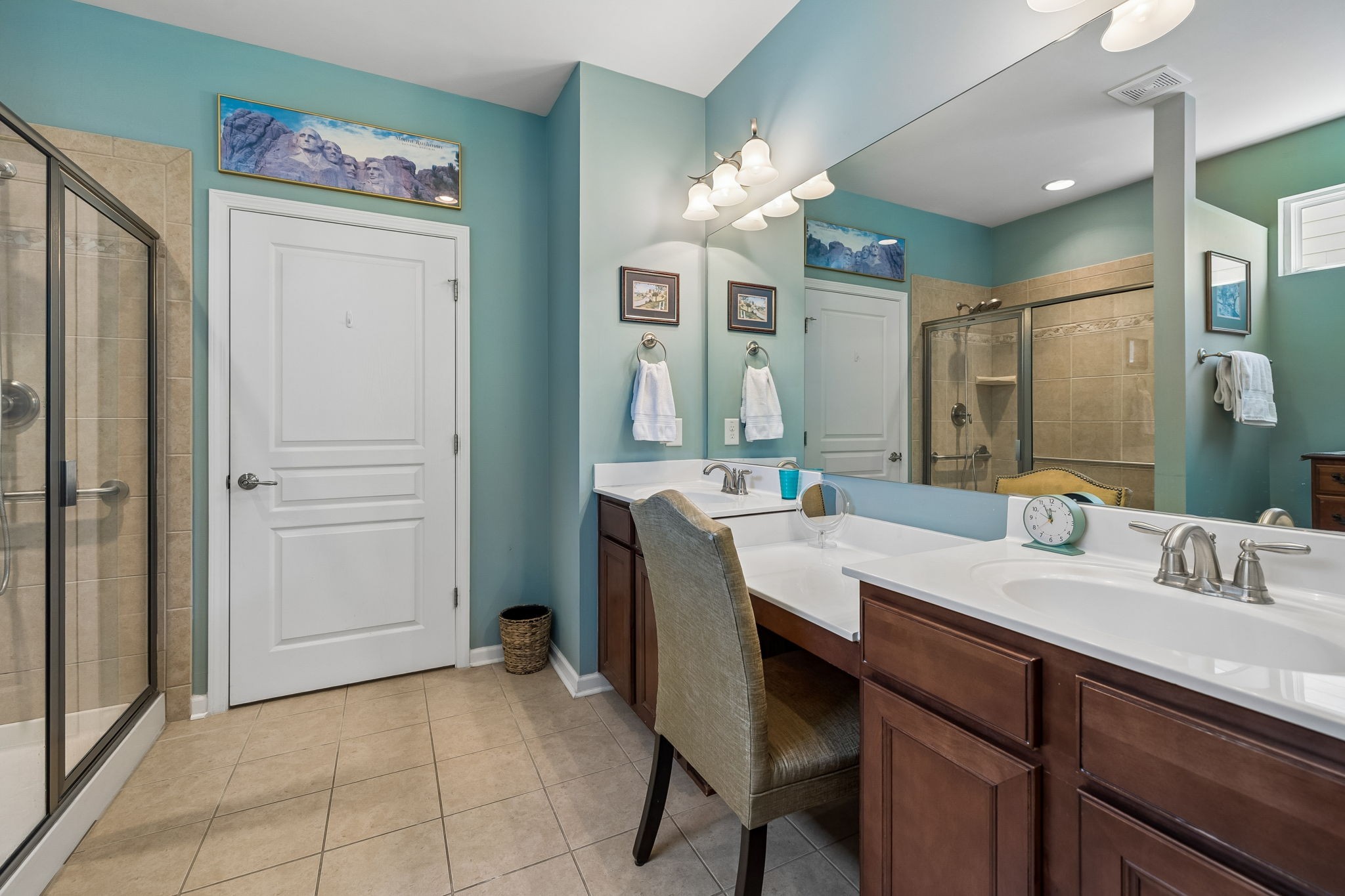 318 Palisade Dr