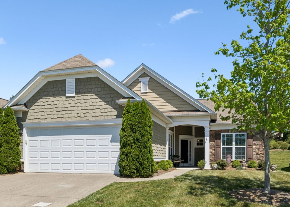 318 Palisade Dr