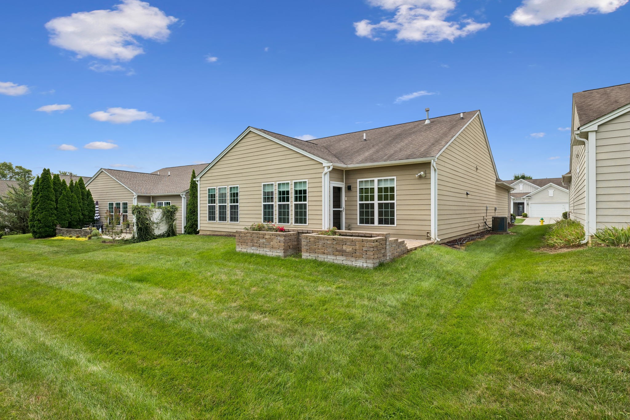 304 Palisade Dr