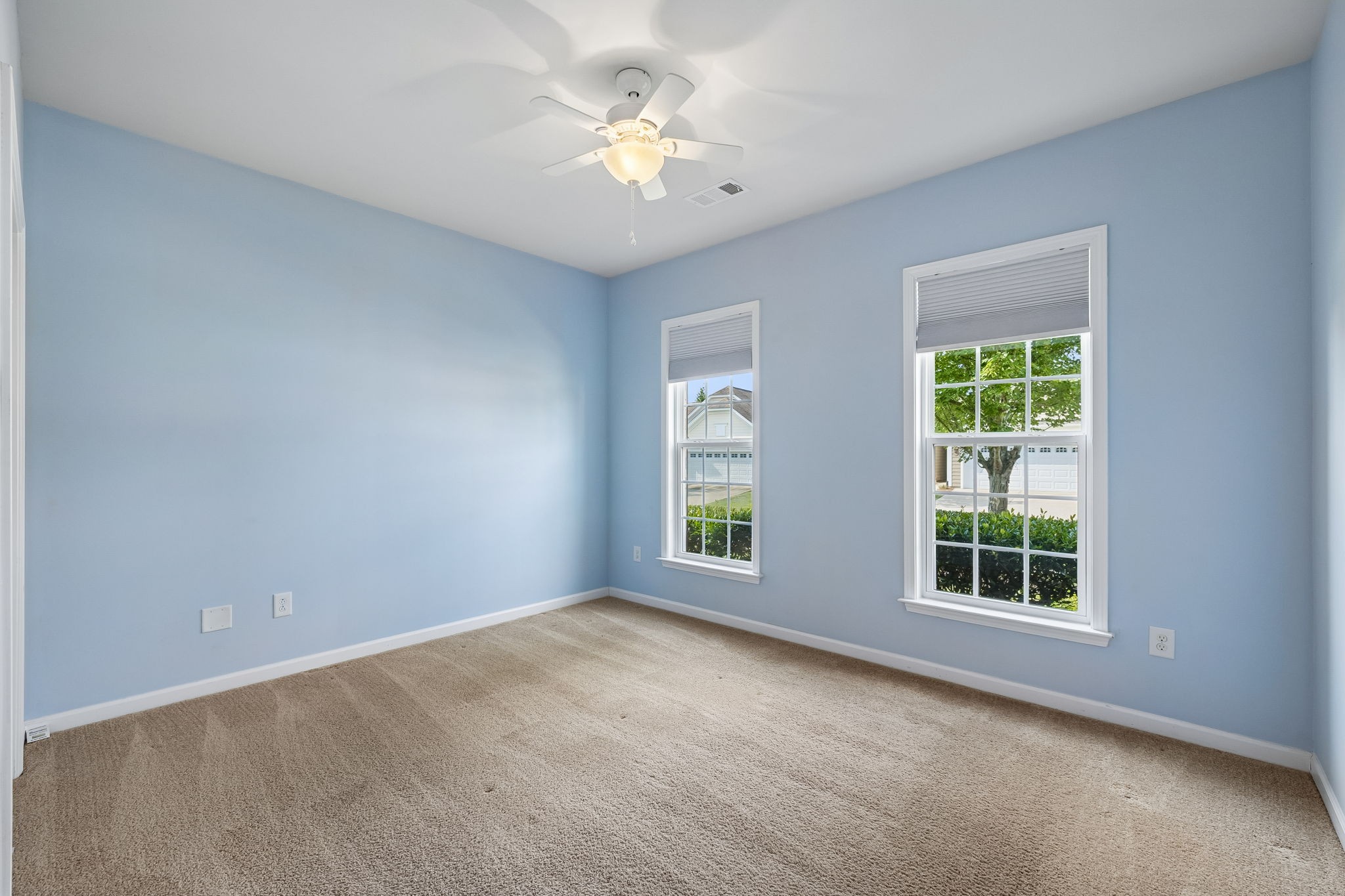 304 Palisade Dr