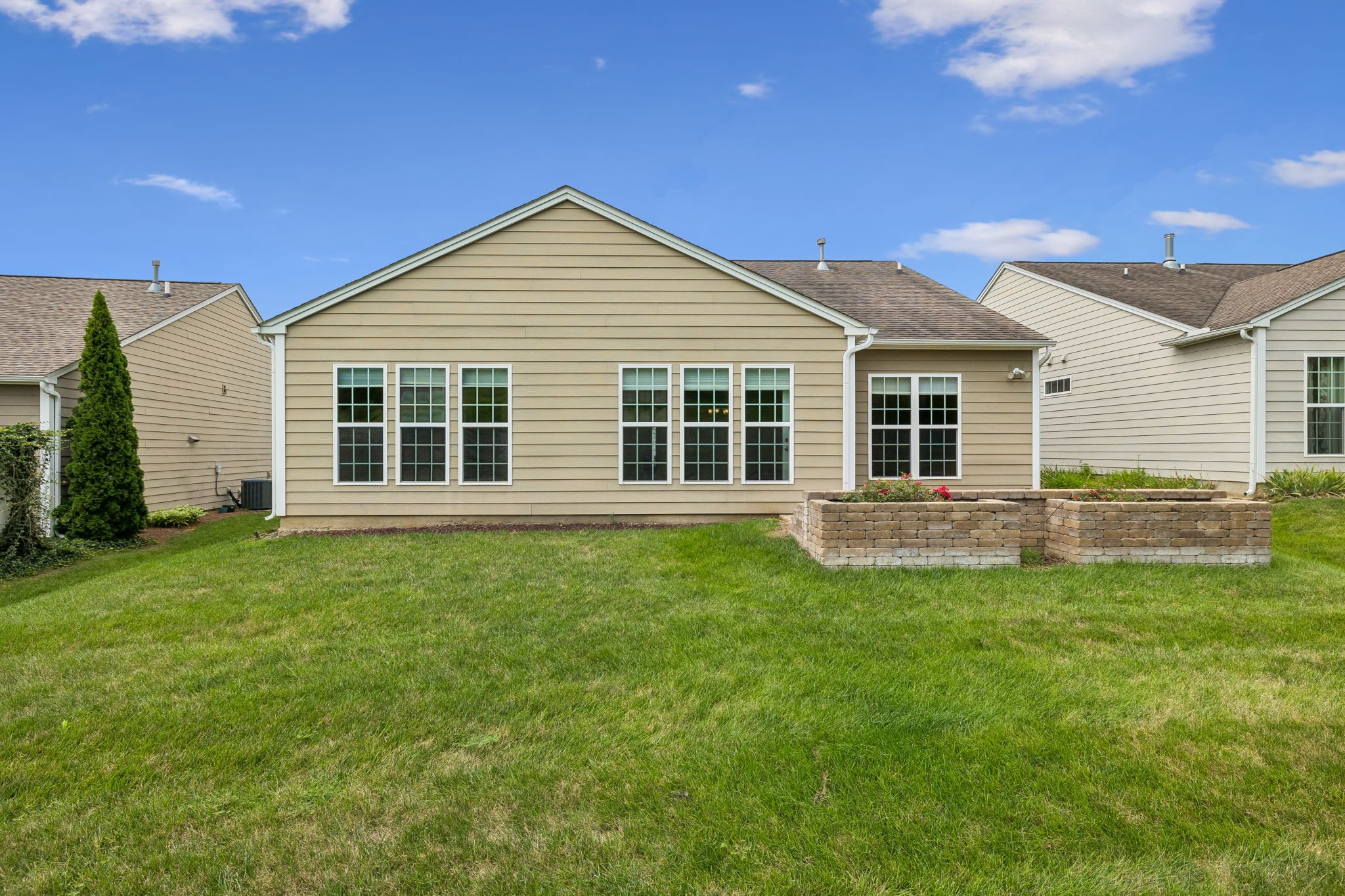304 Palisade Dr