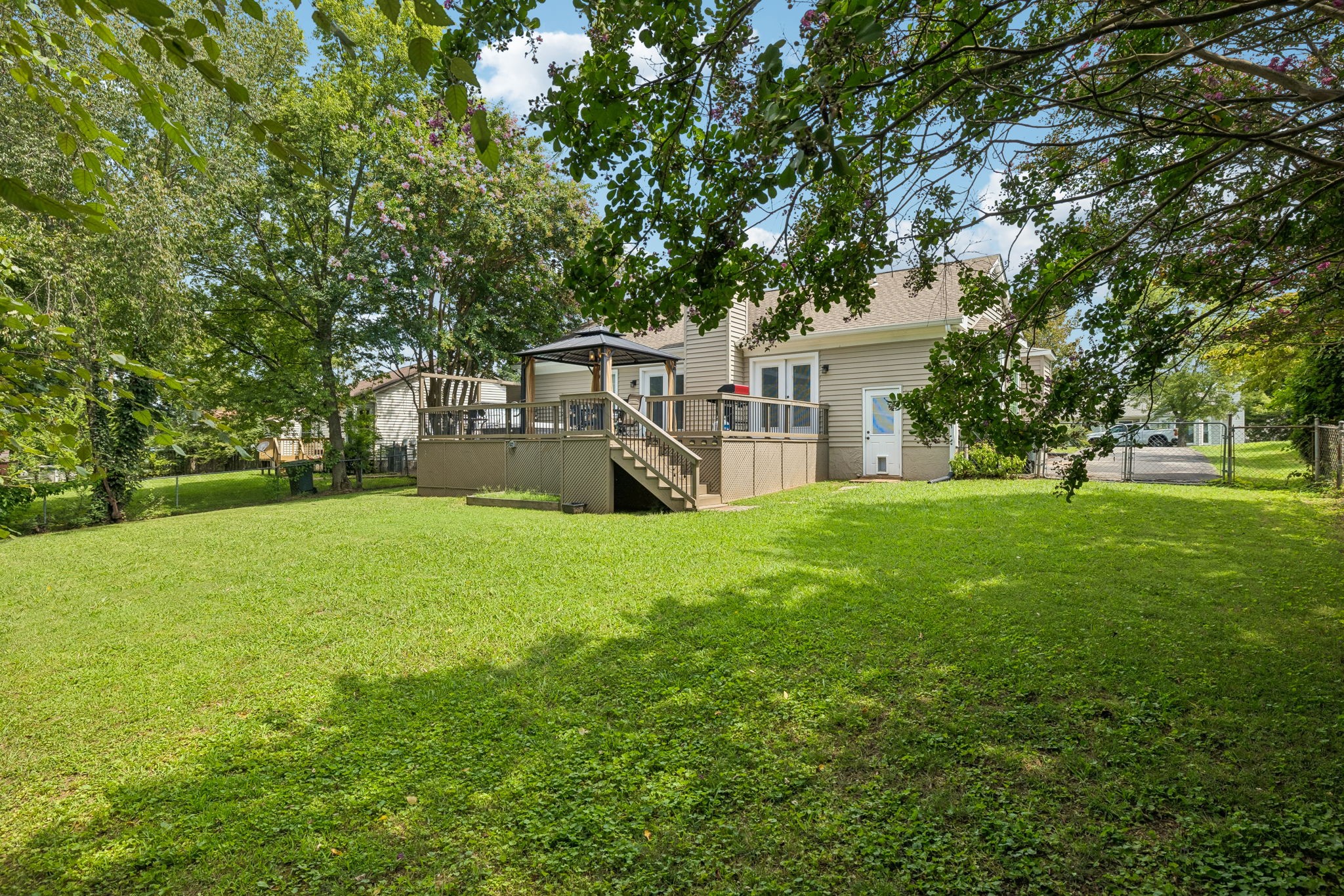 1530 Stone Hill Rd