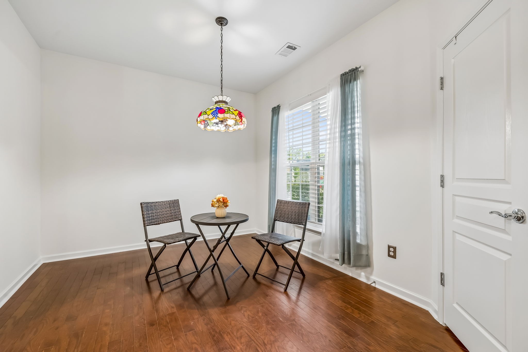 114 Privateer Ln