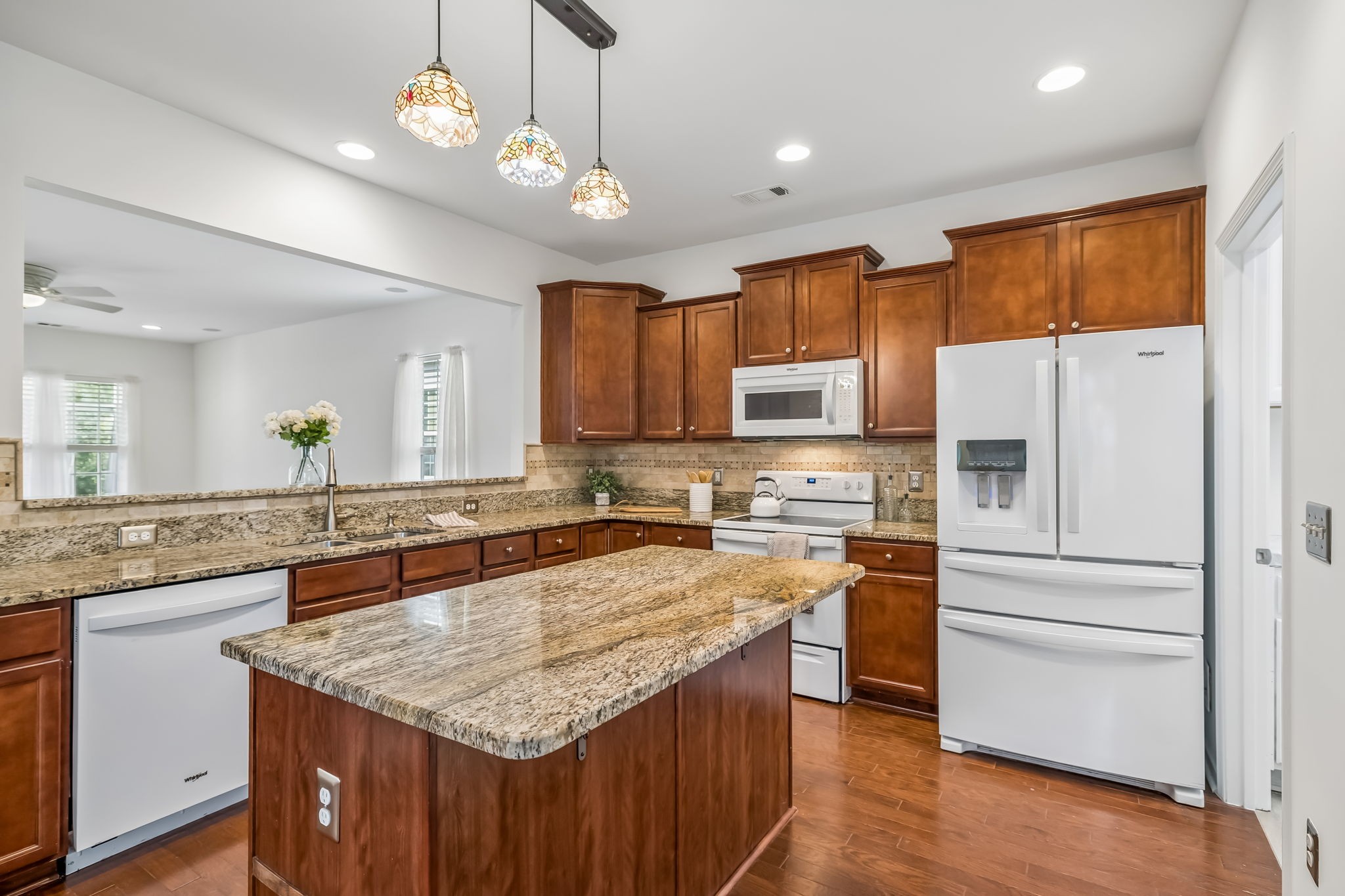 114 Privateer Ln