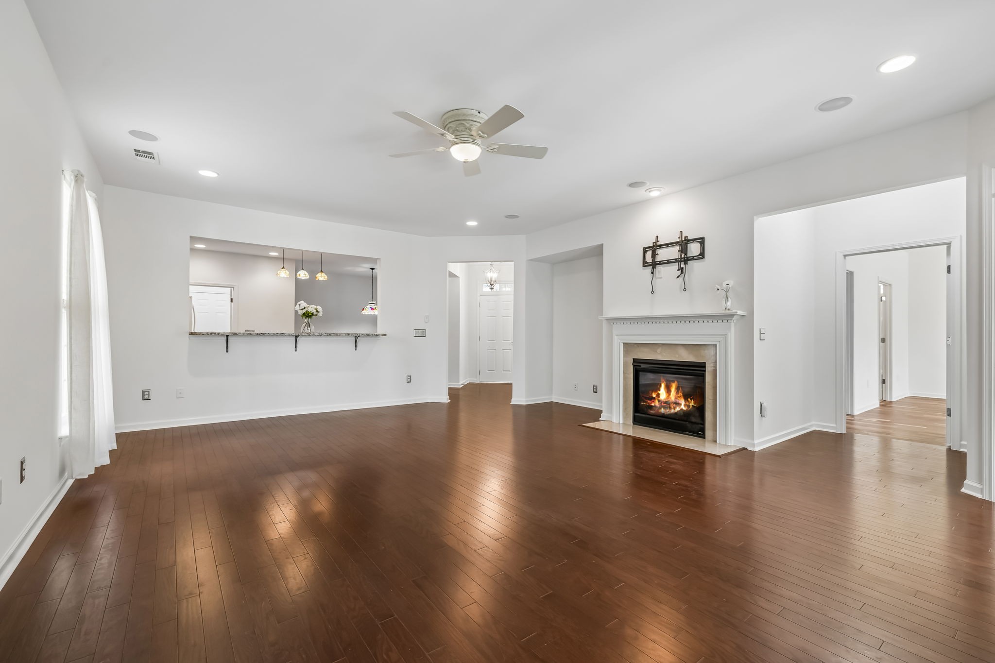 114 Privateer Ln