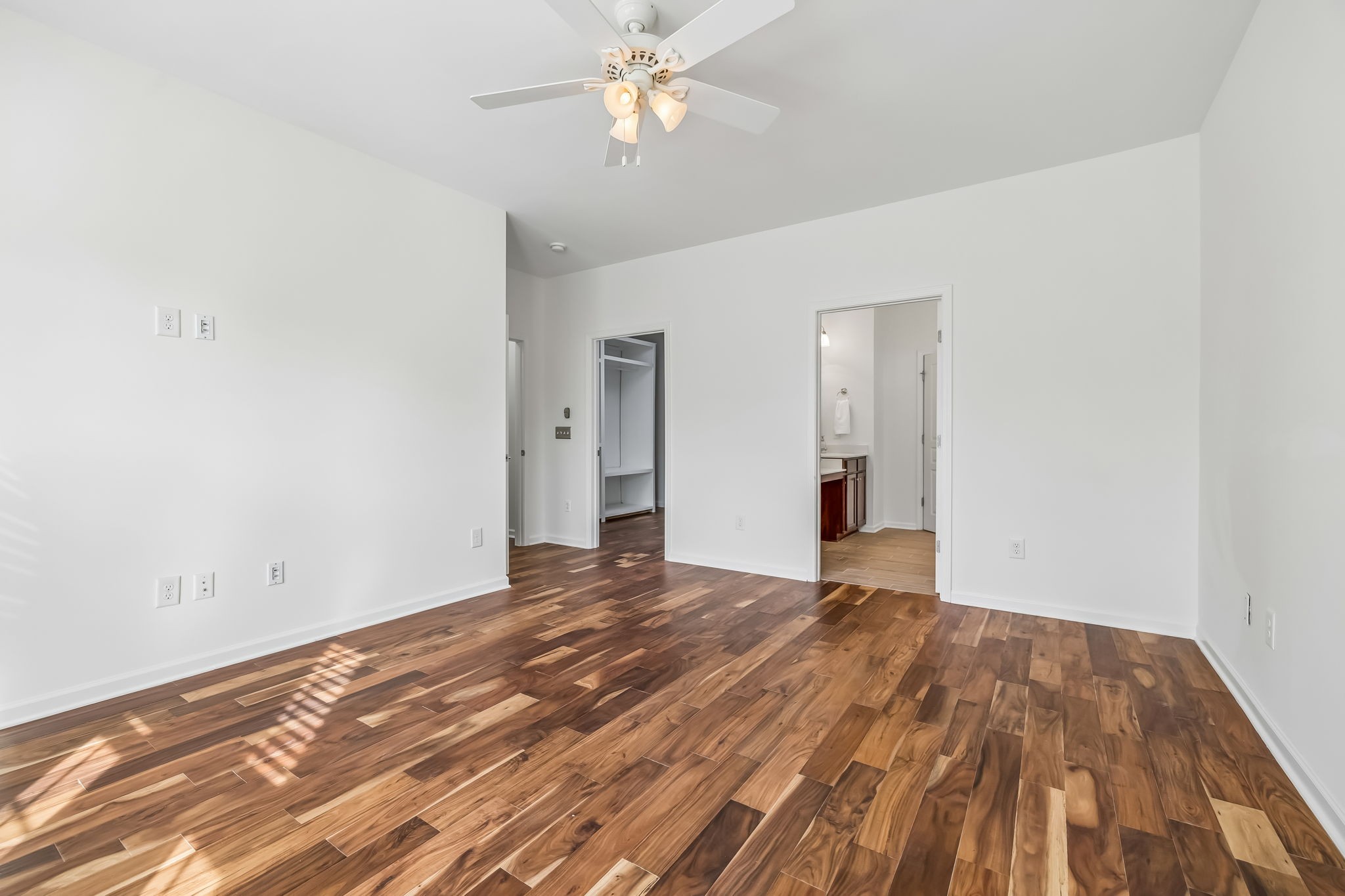 114 Privateer Ln