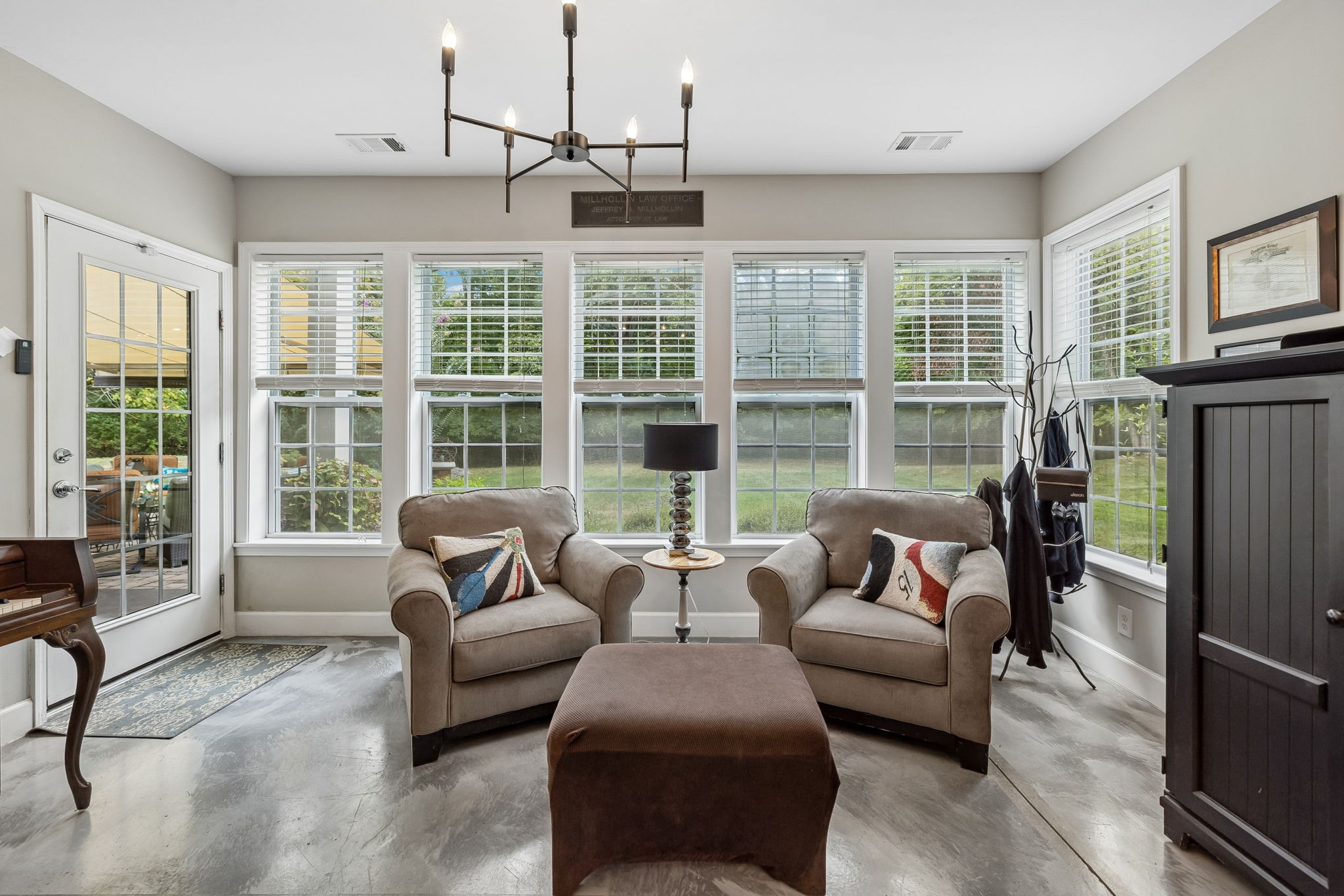 132 Grey Pl